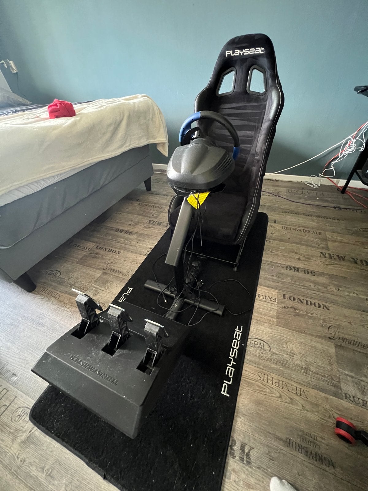 Playseat racestoel + Thrustmaster T150 stuur en pedalen, Ophalen, Gebruikt