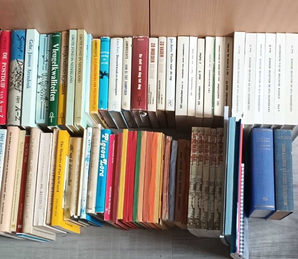 Duivenboeken 77x, Postduif, Klak, Jellema, Geslacht onbekend, Postduif
