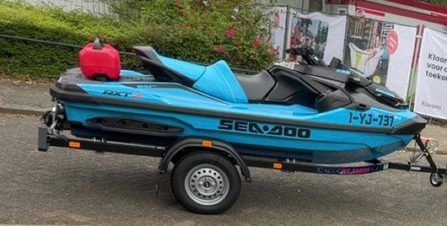Seadoo RXT X RS 325 Gulfstream Blue incl. Ledtrailer 30u, Binnenboordmotor, 1 m, Zonnedek, Benzine