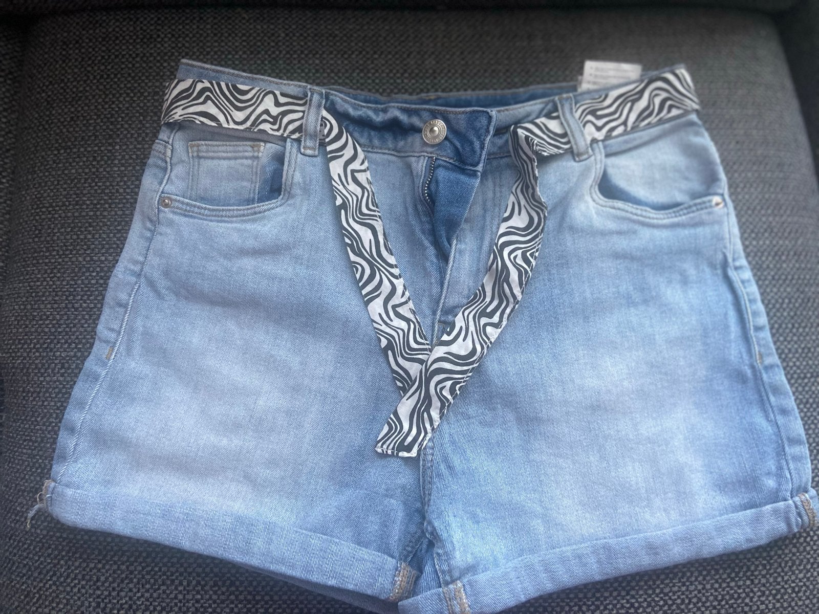 High Waist Denim Shorts met Zebraprint Riem, Kort, Blauw, Ophalen of Verzenden, Zo goed als nieuw