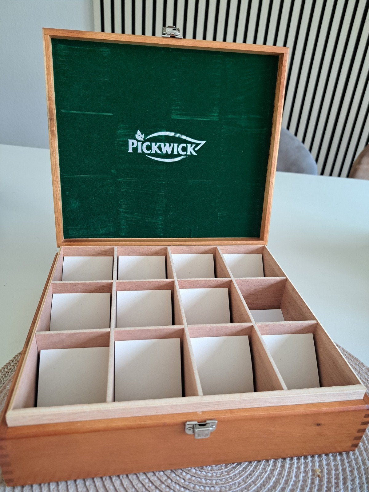 Mooie pickwick houten theedoos - theekist 12 vaks, Ophalen of Verzenden, Opbergdoos