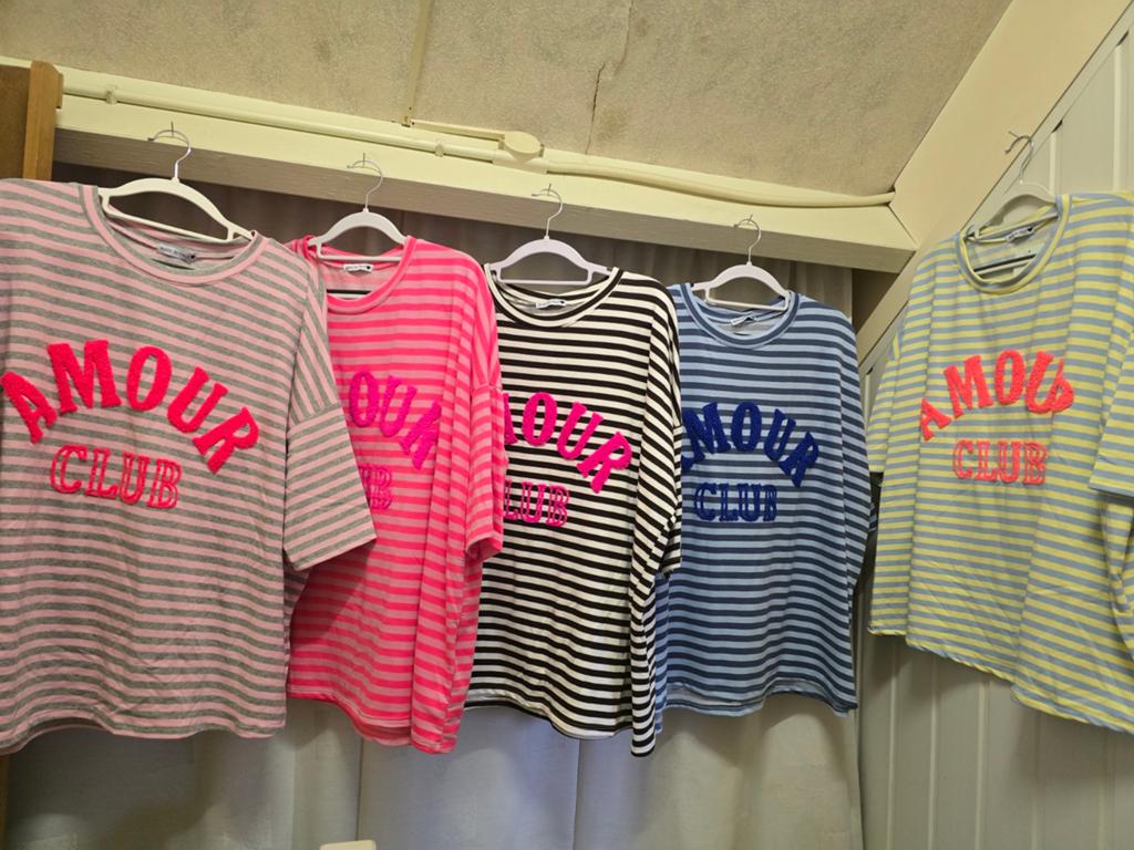 Nieuw shirt streep Amour neon 42 44 46, Kleding | Dames, T-shirts, Ophalen of Verzenden, Nieuw, Maat 42/44 (L), Korte mouw