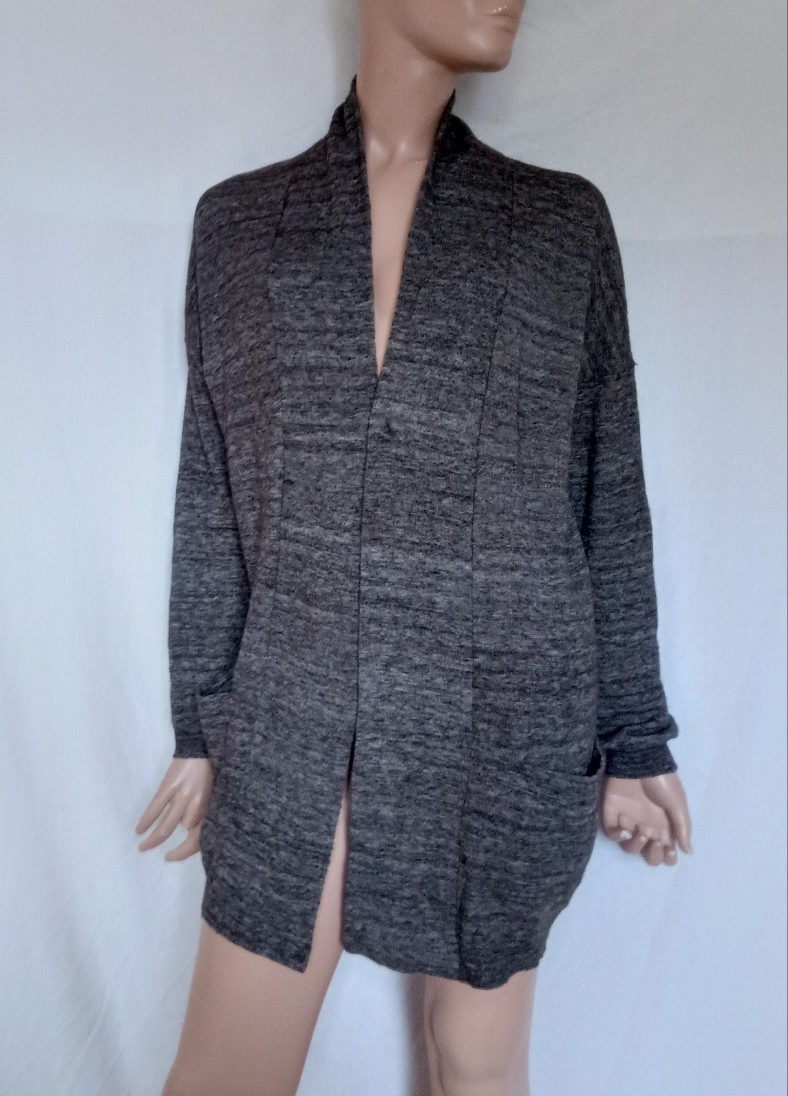 DRYKORN Vest , WOL , ALPACA, Kleding | Dames, Ophalen of Verzenden, Zo goed als nieuw, Maat 42/44 (L), Grijs