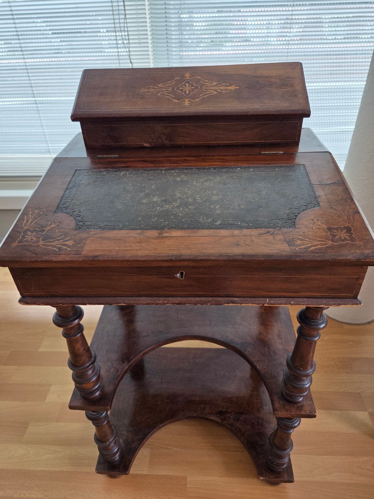 Oud schrijftafeltje buro 92 cm hoog   met klep etc, Ophalen
