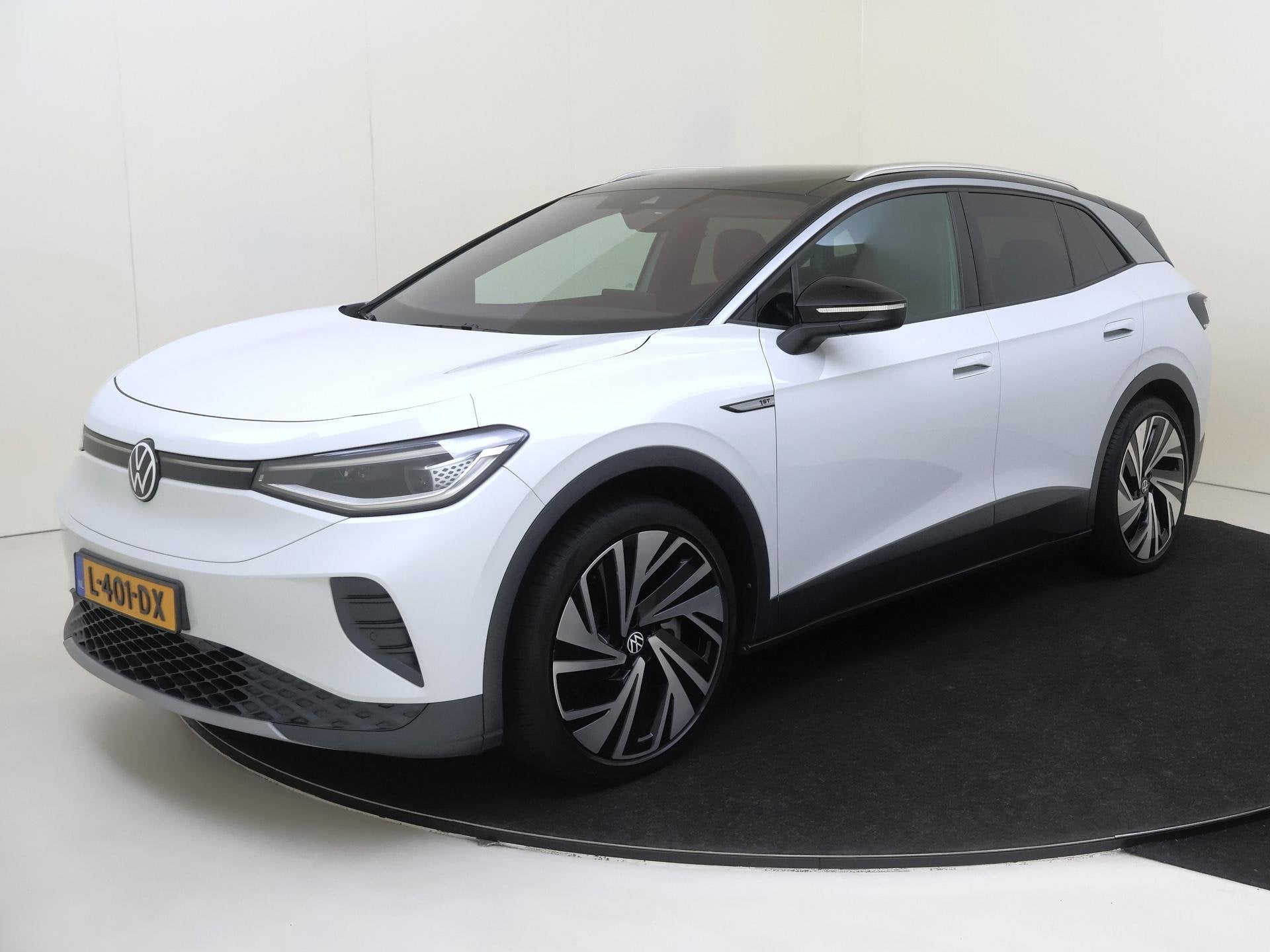 Volkswagen ID.4 First Max 77 kWh BTW |WLTP 492km| Automaat|, Auto's, Automaat, Achterwielaandrijving, Gebruikt, Leder en Stof