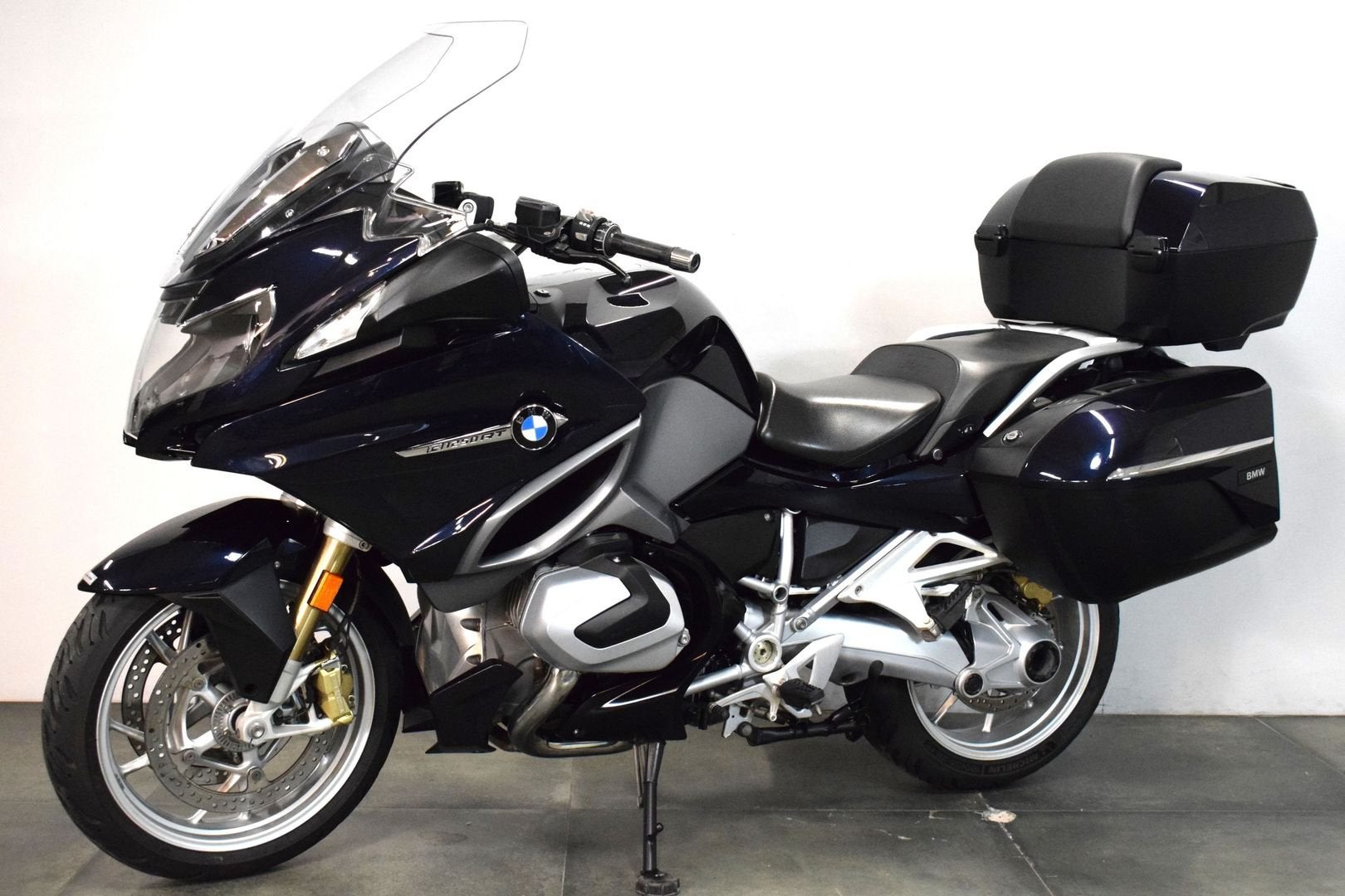 BMW R 1250 RT (bj 2018) ABS ESA Topkoffer, 2 cilinders, 1254 cc, Motorrijbewijs A, Bedrijf