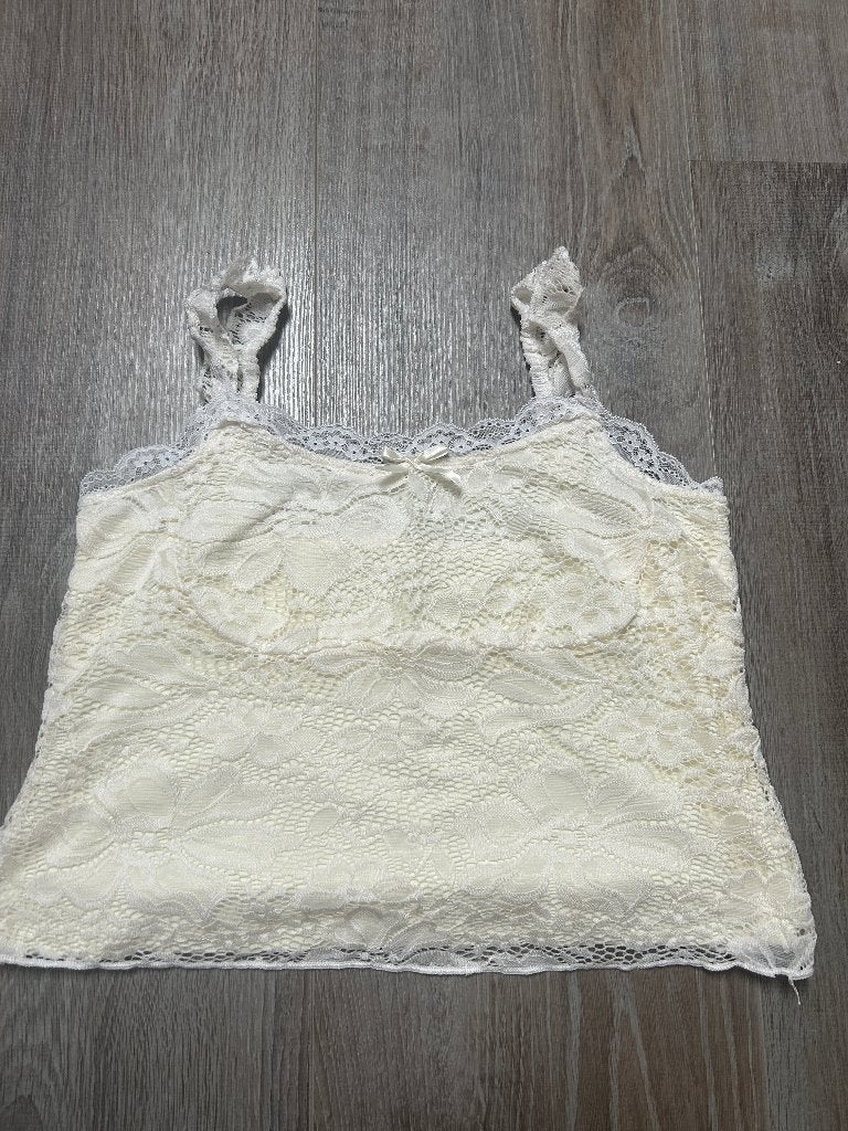 Nieuw kanten top, Geel, Maat 42/44 (L), Nieuw, Ophalen of Verzenden