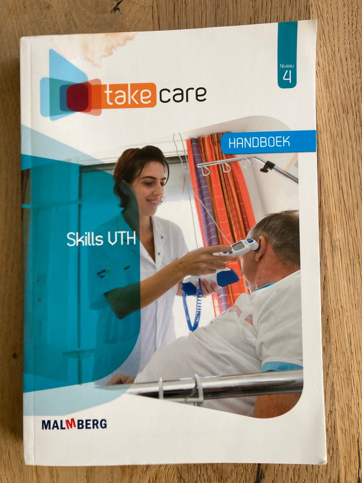 Take care handboek Skills ADL niveau 3/4 van Malmberg, Malmberg, Niet van toepassing, Ophalen of Verzenden, Zo goed als nieuw