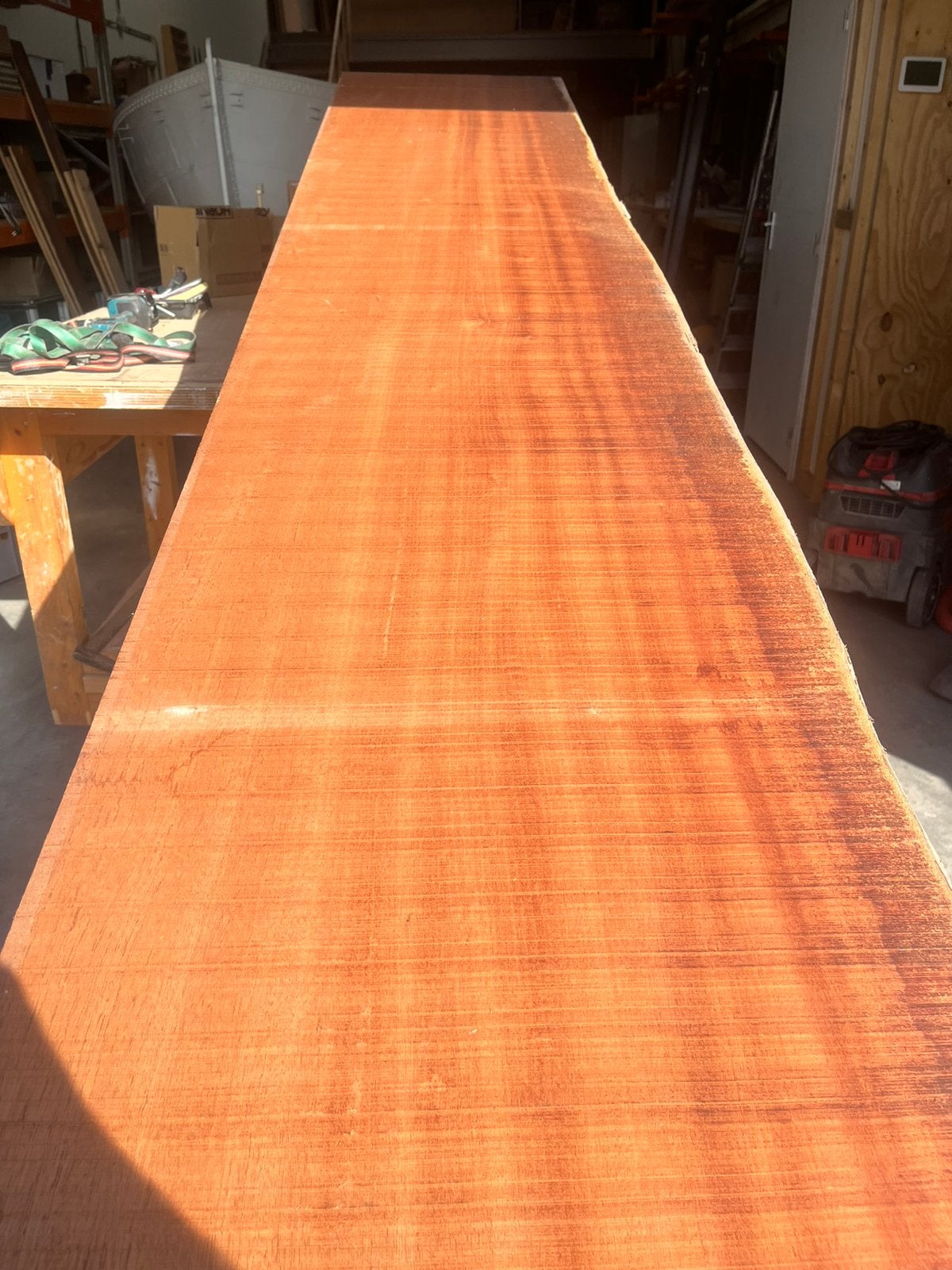 13x Sipo Mahonie schaaldelen 28mm, 265cm lang, 45-55cm breed, Ophalen, Nieuw, Hout