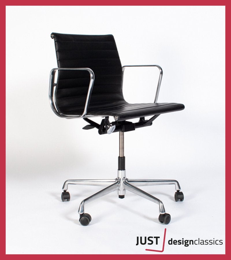 Vitra Eames ea 117 Zwart Leder Gepolijst  (voorraad:4), Niet ingevuld, Zo goed als nieuw, Niet ingevuld, Niet ingevuld