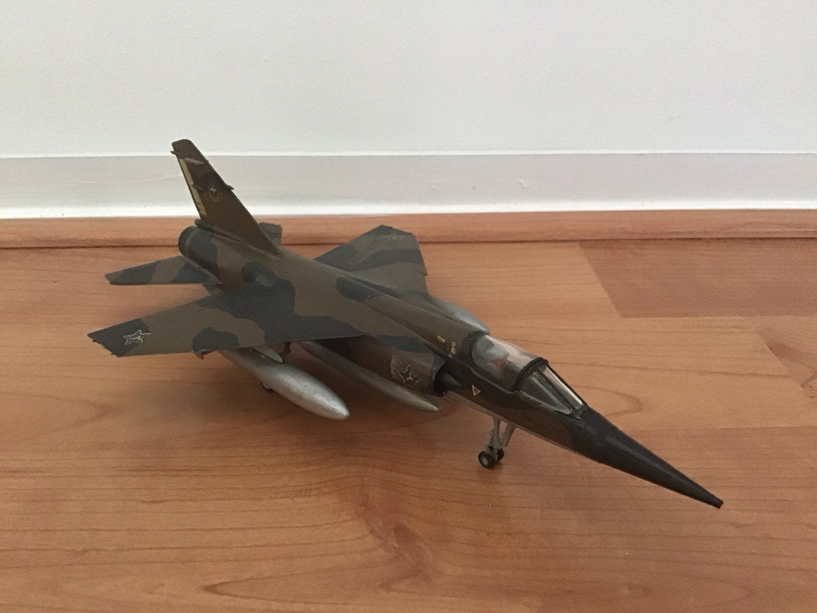 Gedetailleerd modelvliegtuig - Mirage F1, Gebruikt, Italeri, Ophalen of Verzenden, Groter dan 1:72