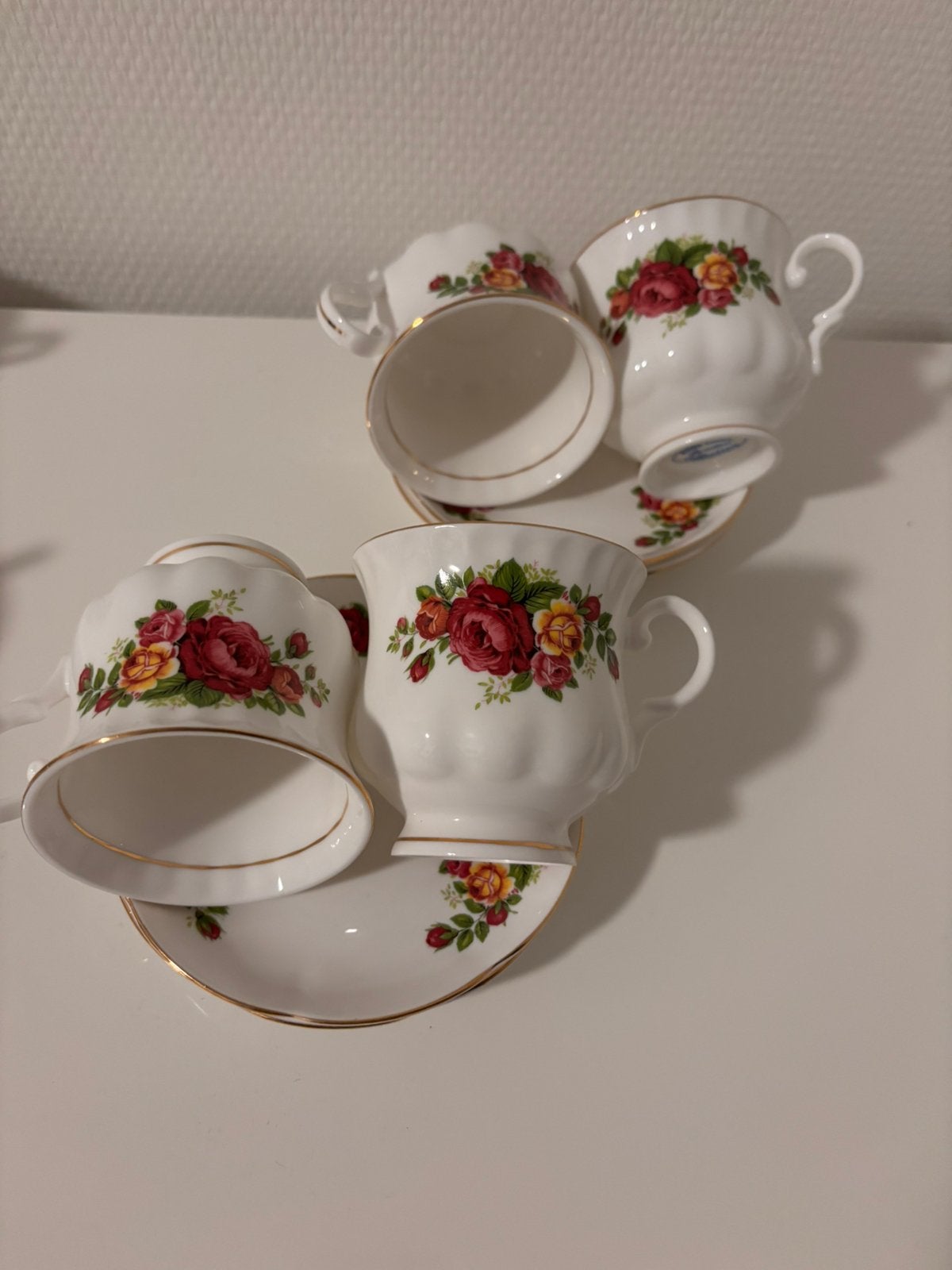 4 kop en schotels. London collection. Bone china., Ophalen of Verzenden