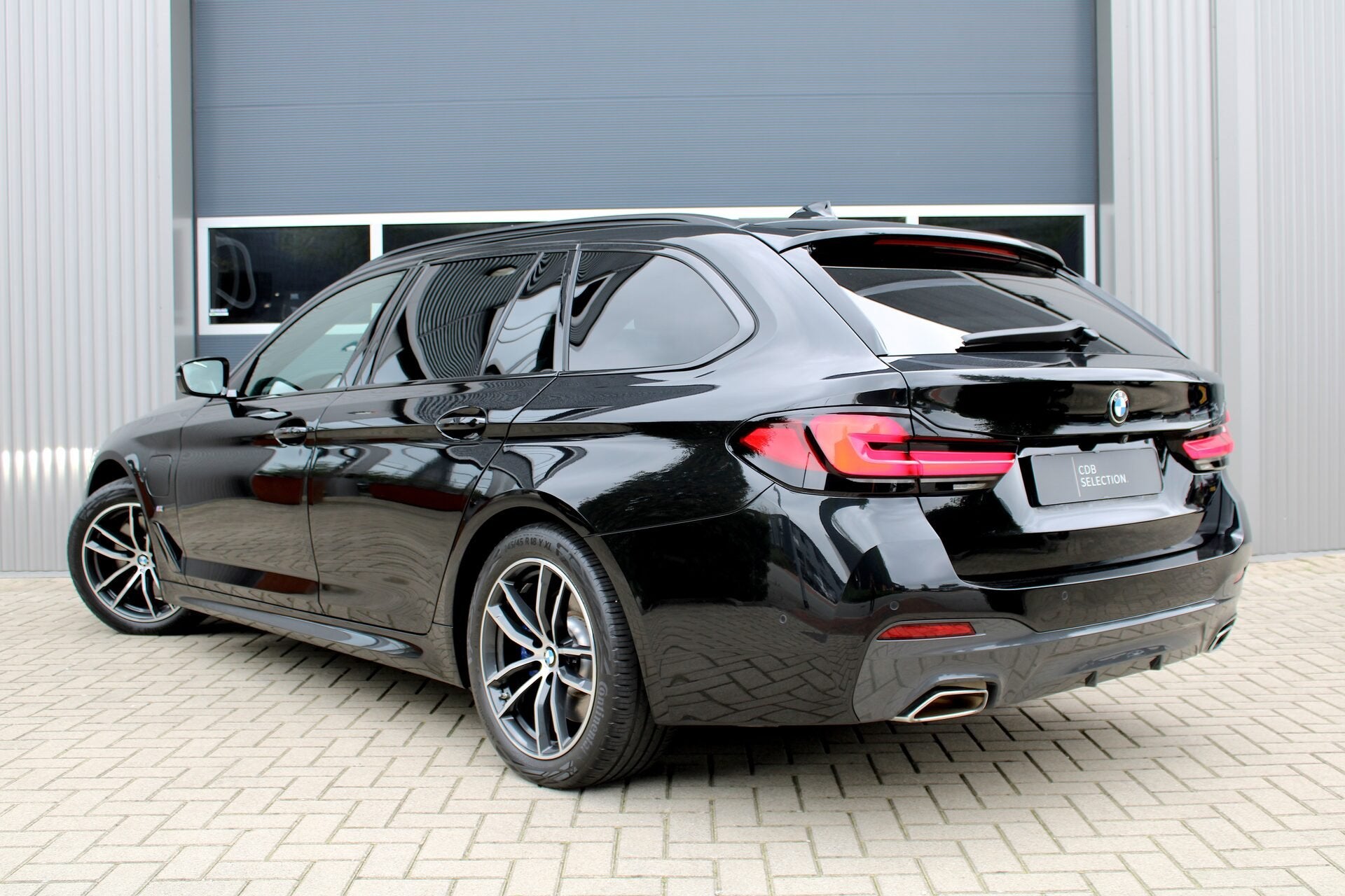 BMW 5-serie Touring 530e High Executive | Pano | M Sport | H, Auto's, Automaat, 1998 cc, Gebruikt, 4 cilinders