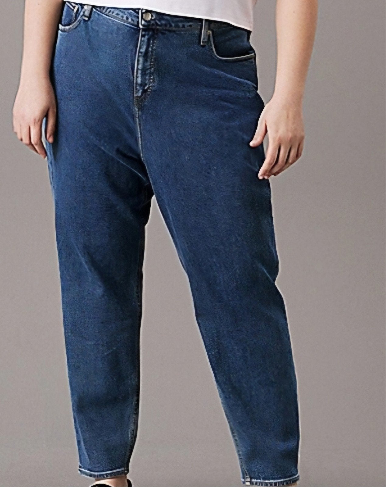 Calvin Klein Jeans Mom Jean W36-W32 (confectie 46/48) Nieuw, Ophalen, Blauw, Nieuw, Calvin Klein Jeans