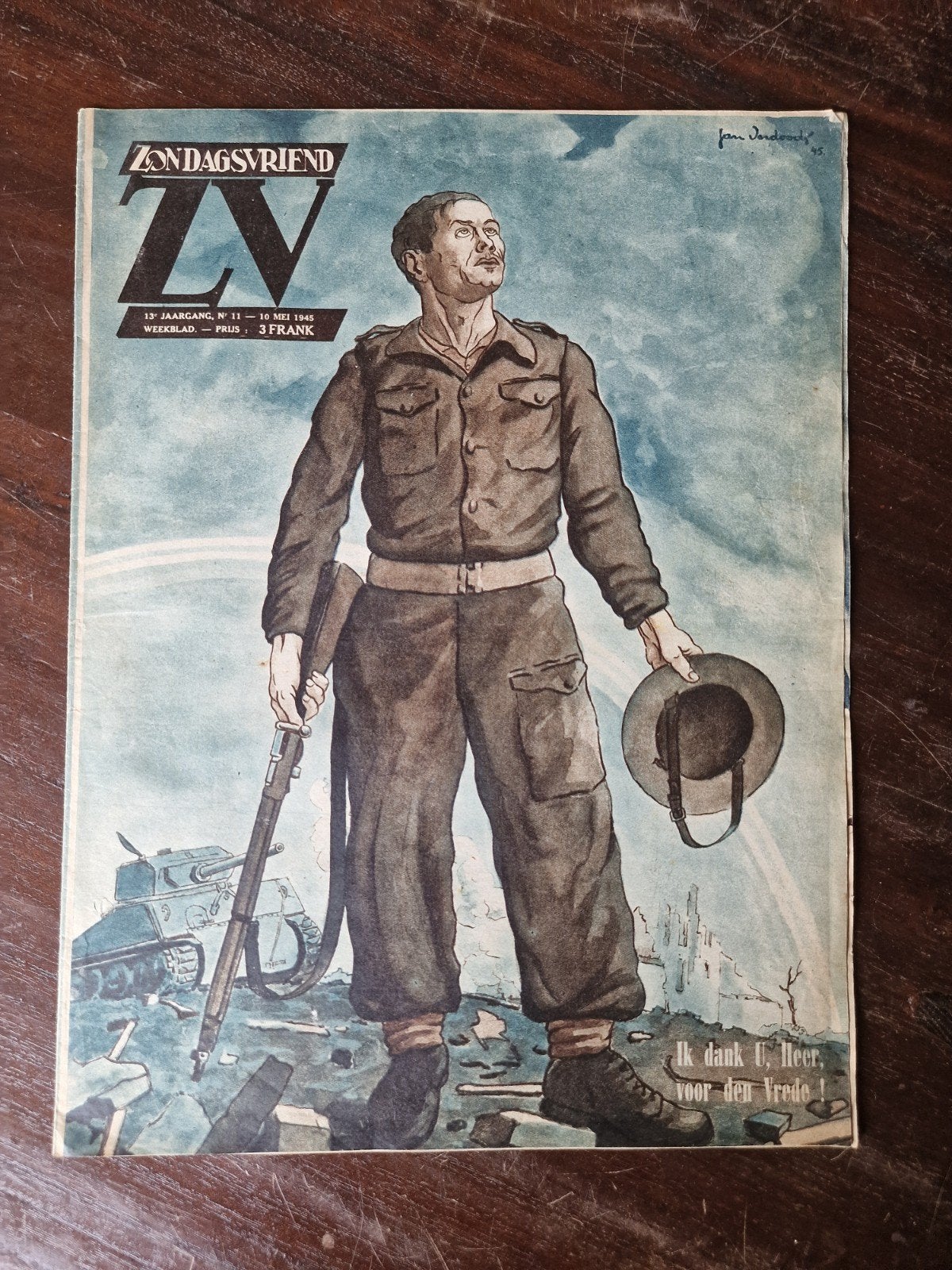 Zondagsvriend TV - 10 Mei 1945 - Oorlogsmagazine, Ophalen of Verzenden, Gelezen, Overige typen