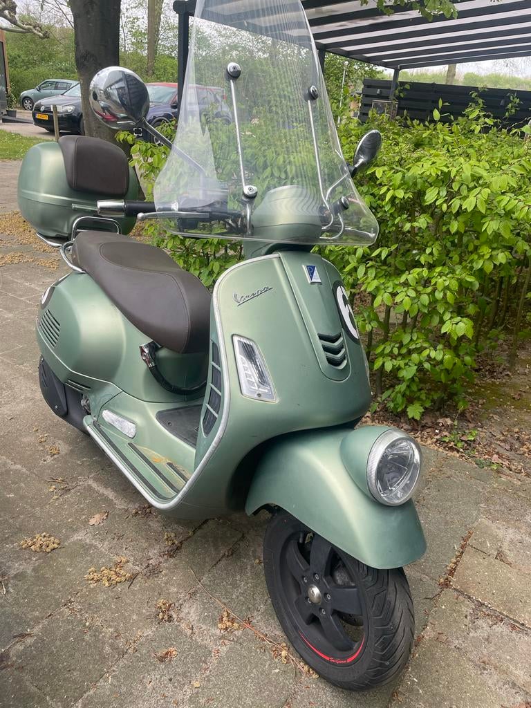 Vespa GTV 300 Sei Giorni - 2018 - Inclusief scherm en topkof, Scooter, Occasion, Particulier, Automaat