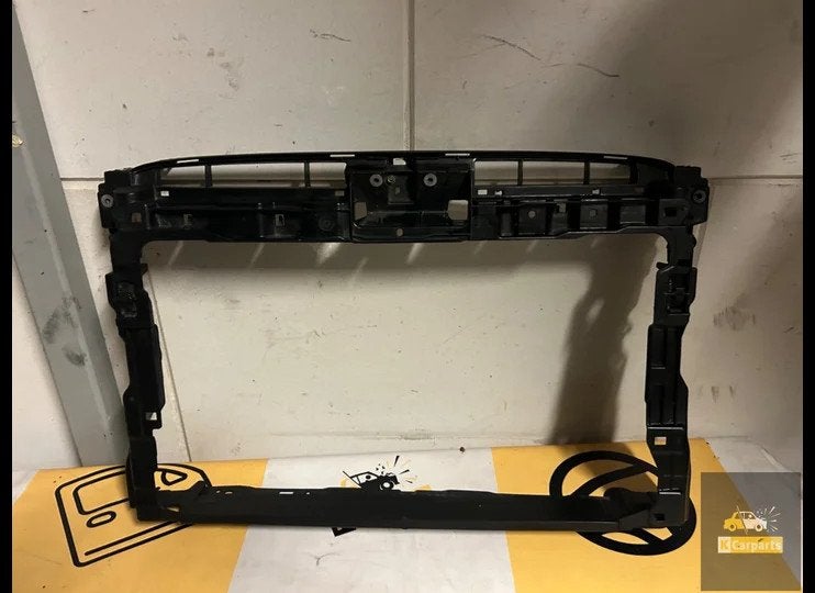 PASSAT B8 Voorfront 2014 - 2019 3G0805588L 3G0805588AC FRONT, Gebruikt, Volkswagen AG, Berliner Ring 2
38440  Wolfsburg, DE, Volkswagen