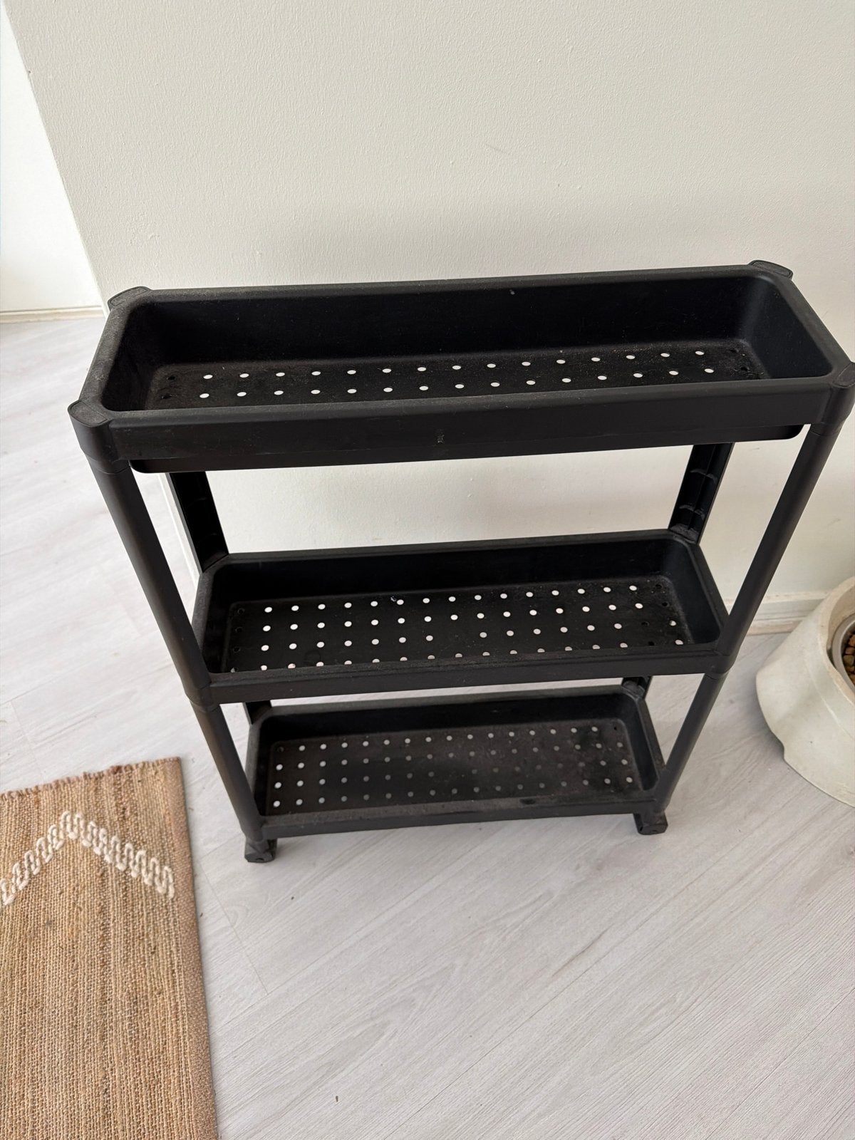 Zwarte keuken trolley op wielen - Ophalen in Leeuwarden, Ophalen, Gebruikt, Kunststof, Keukentrolley