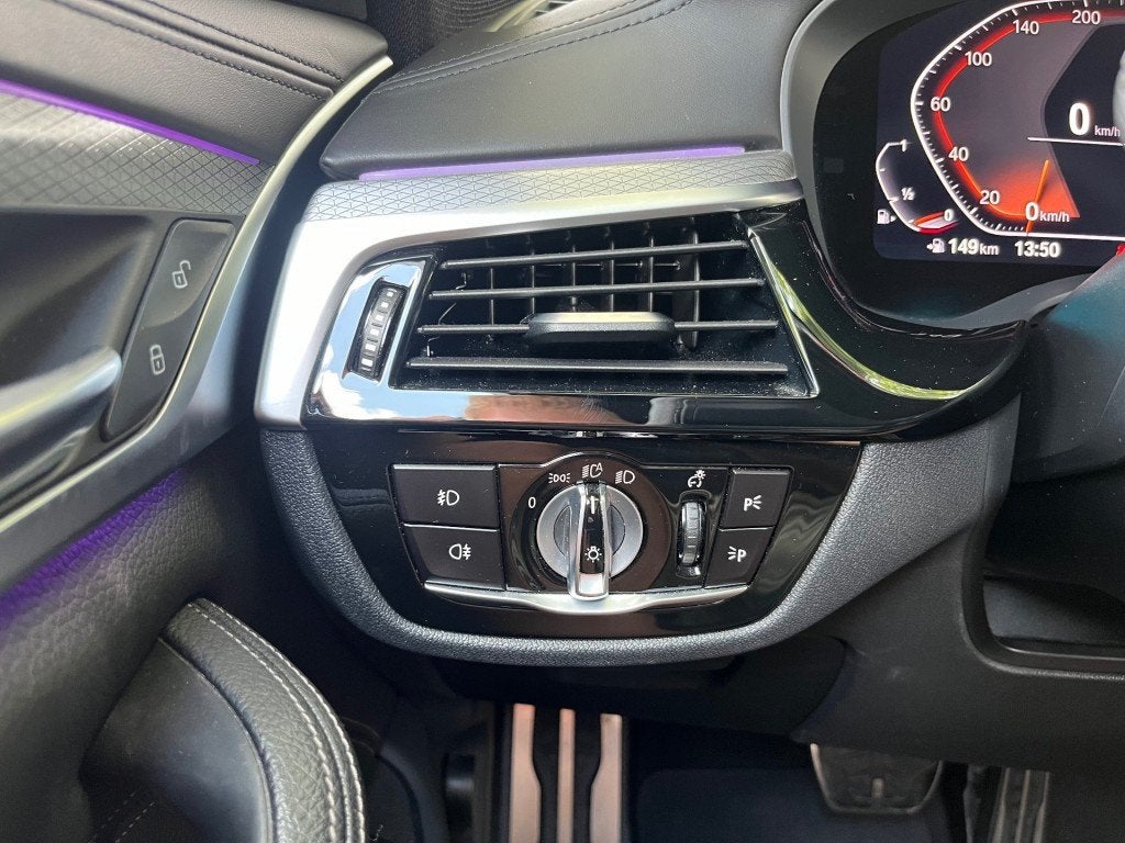 Foto 17 van Bmw 5-SERIE TOURING 520I HIGH EXECUTIVE / SCHUIFDAK / LEDER