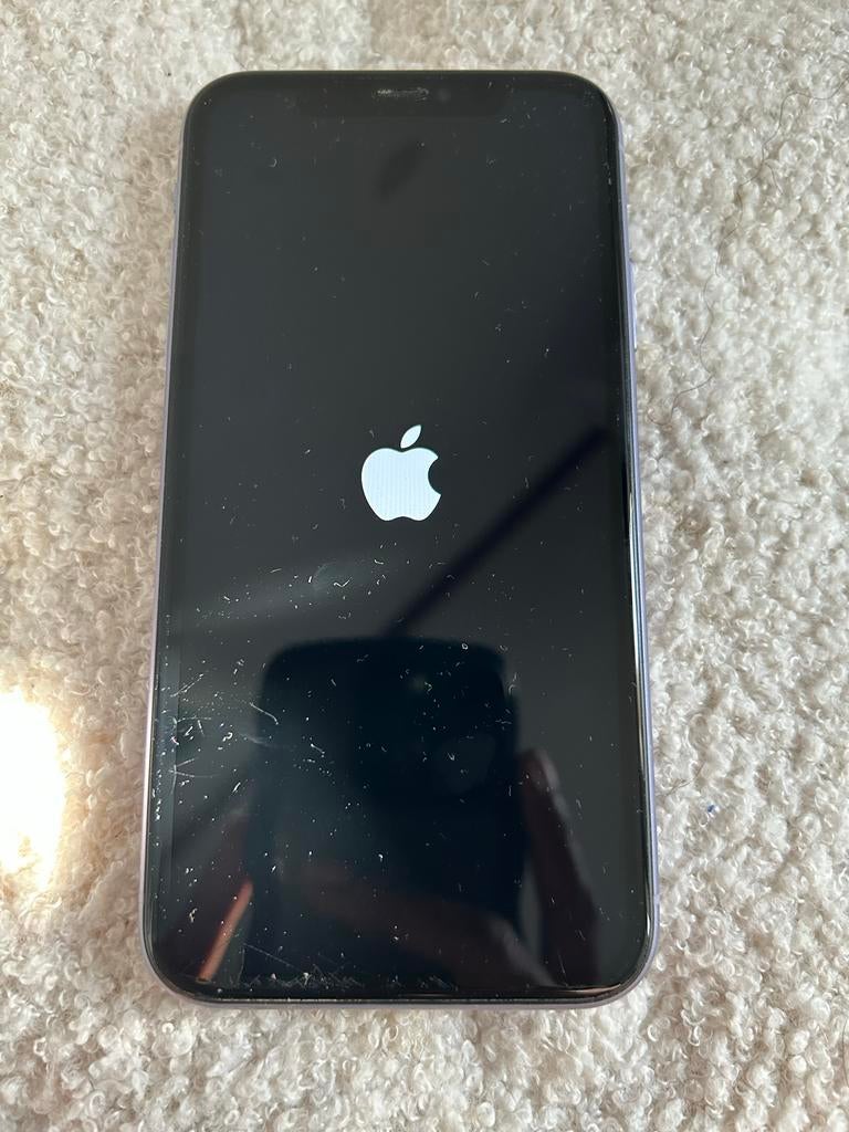 iPhone 11 - Paars - Gebruikt, Telecommunicatie, Mobiele telefoons | Apple iPhone, Ophalen, Gebruikt, Paars, IPhone 11