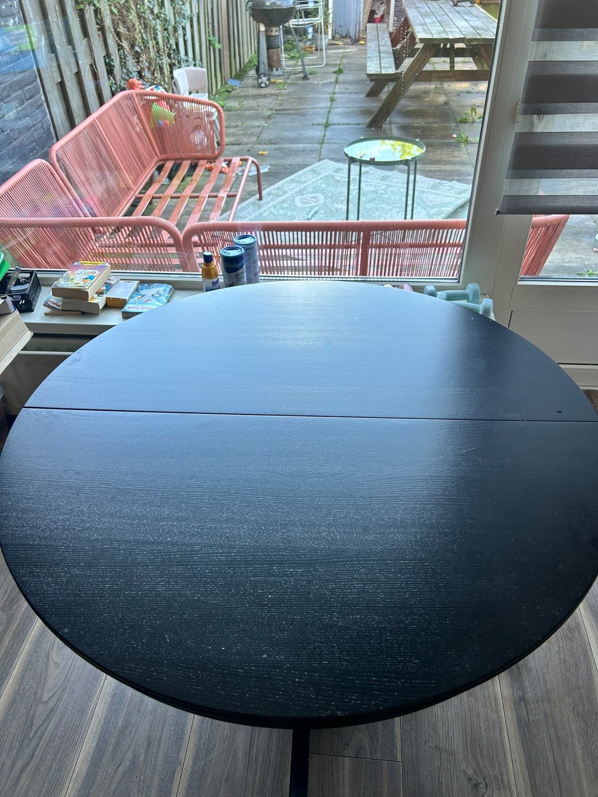IKEA Rosentorp eettafel - uitschuifbaar, zwart, Ophalen, Gebruikt, 100 tot 150 cm, Rond