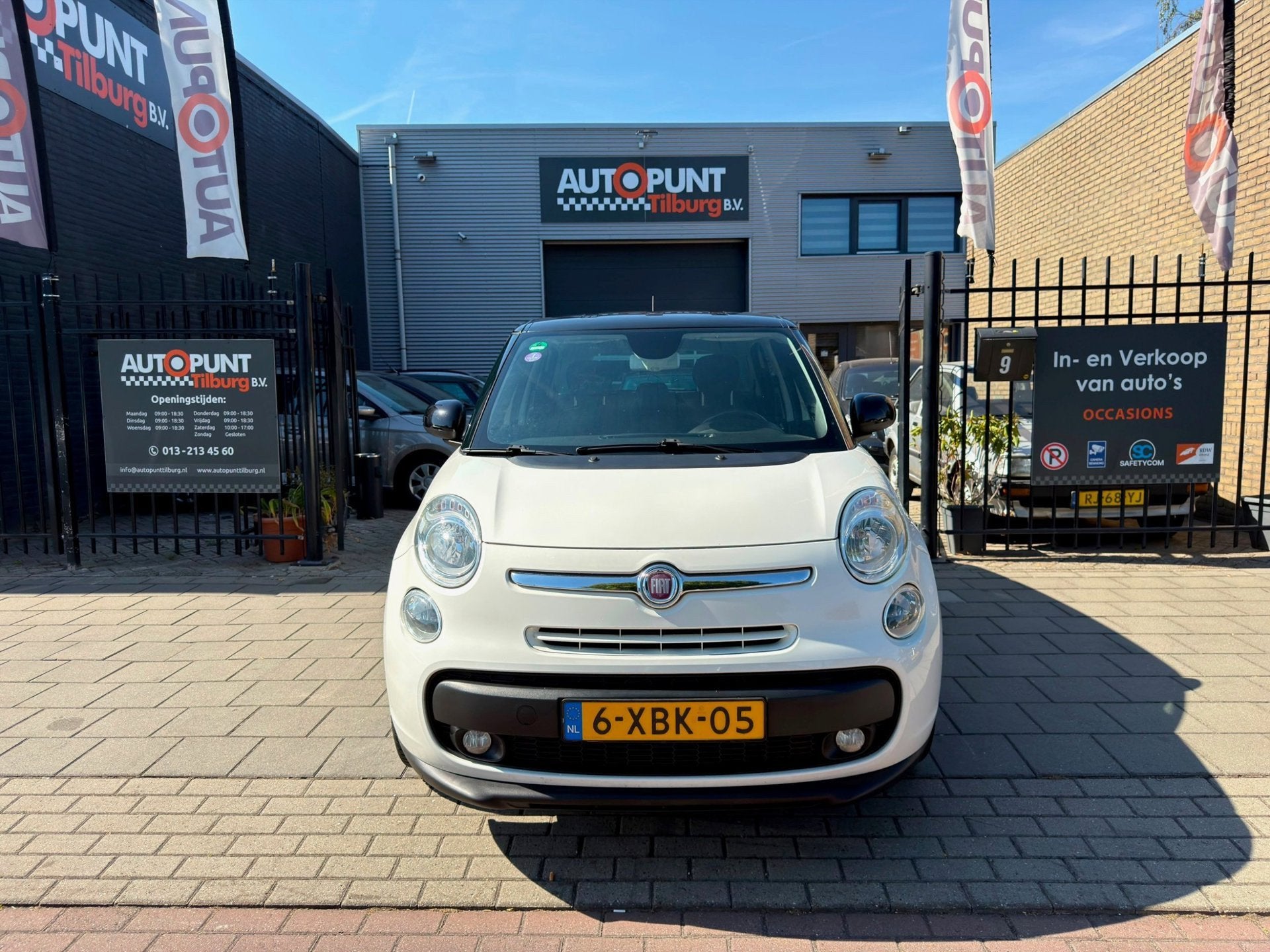 Fiat 500 L Living 0.9 TwinAir Lounge Trekhaak Pano Airco NAP, Auto's, Fiat, Gebruikt, Euro 6, Wit, Bedrijf