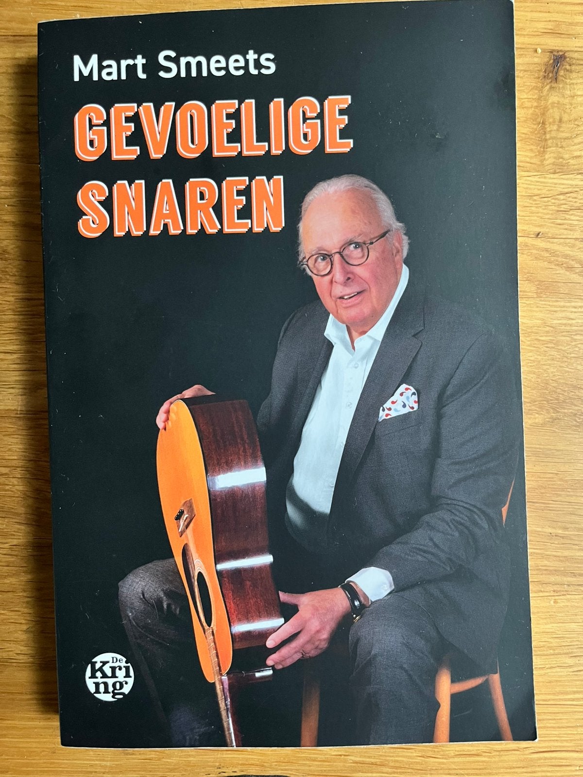 Mart Smeets - Gevoelige snaren (5=4), Ophalen of Verzenden, Zo goed als nieuw, Lopen en Fietsen