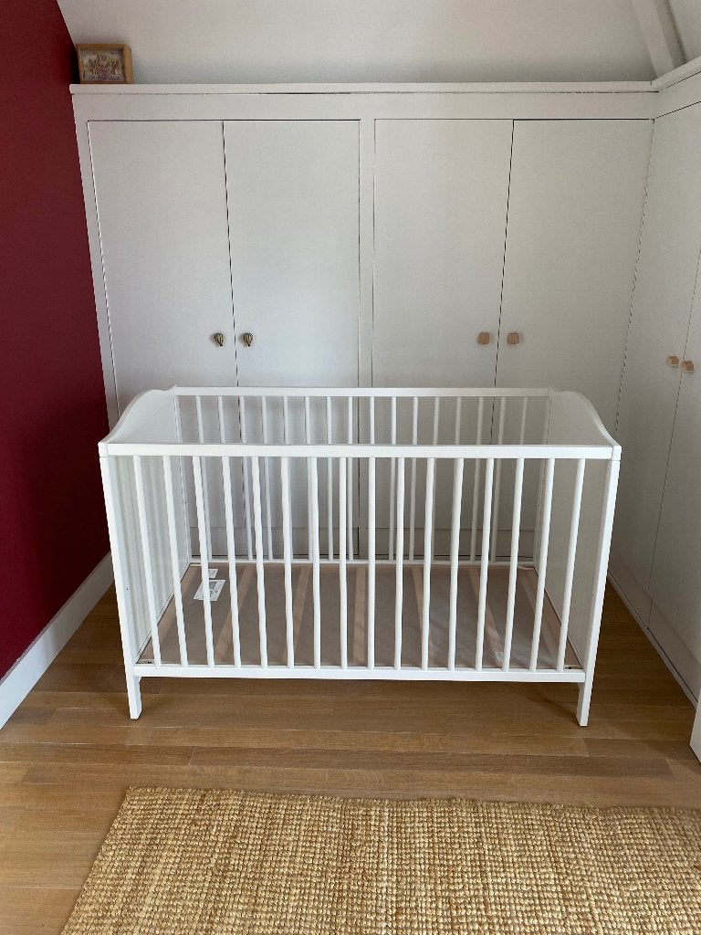 IKEA SMÅGÖRA ledikant wit 60x120 cm - goede staat, Kinderen en Baby's, Babywiegjes en Ledikanten, Ophalen, Gebruikt, Ledikant