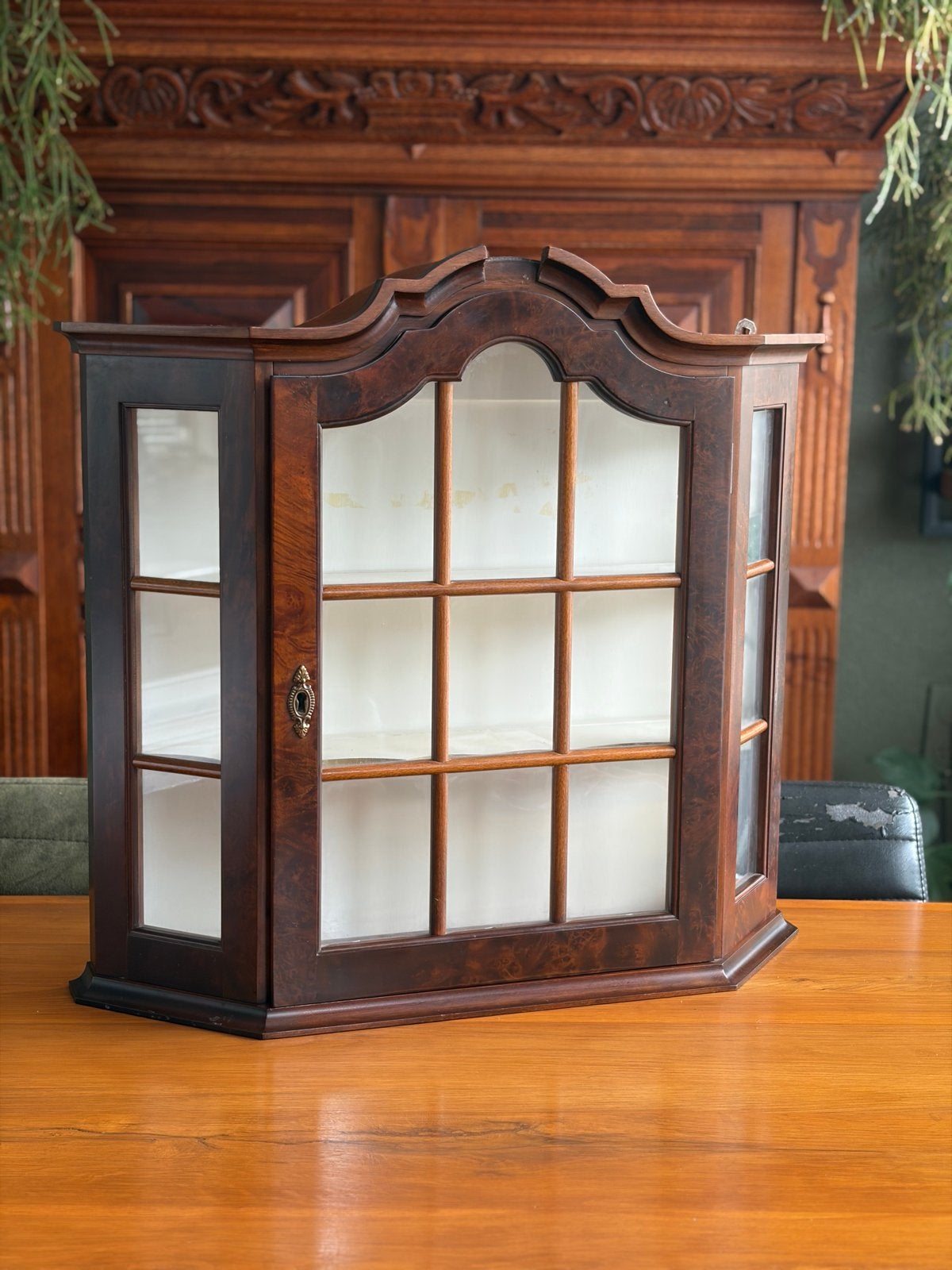 Antieke wandvitrine kast - 65x60x17 cm, Ophalen
