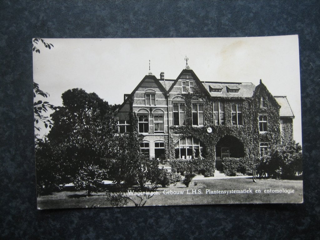 WAGENINGEN Gebouw L.H.S. Plantensystematiek, Ophalen of Verzenden, 1940 tot 1960, Gelderland