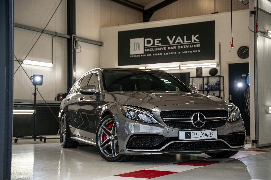 Mercedes-Benz C-Klasse C63S AMG 510pk Van Liefhebber, Automaat, Dealer onderhouden, Achterwielaandrijving, 8 cilinders