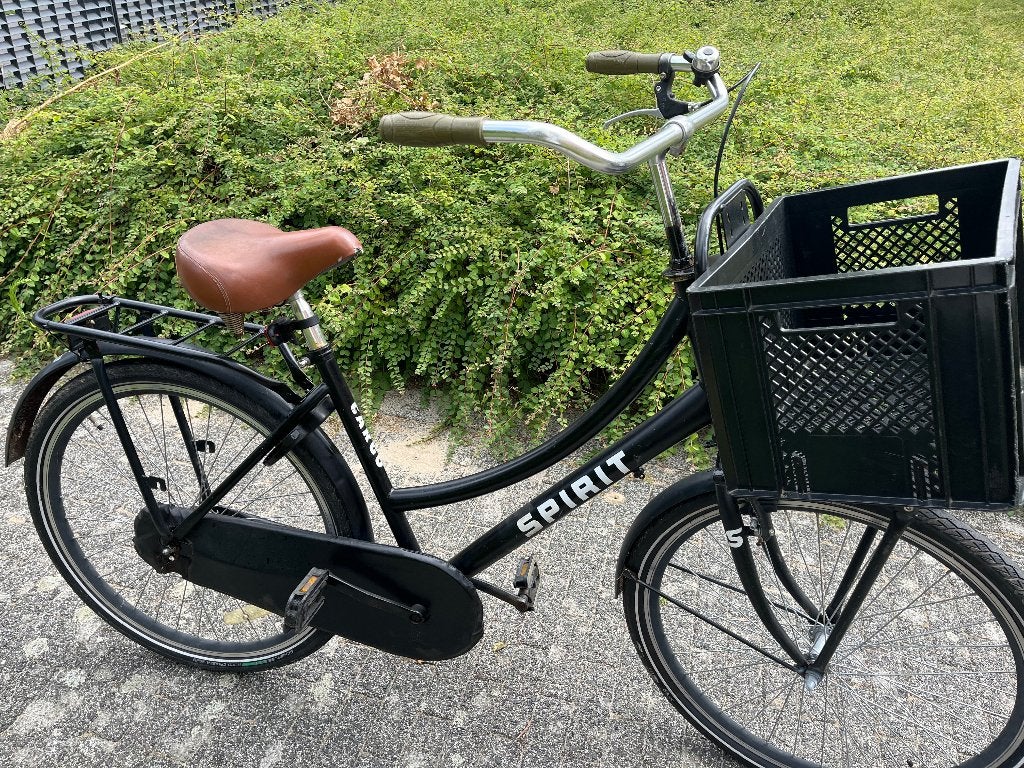 Zwarte meisjesfiets, Fietsen en Brommers, Fietsen | Meisjes, Ophalen, Gebruikt, Terugtraprem, 26 inch of meer