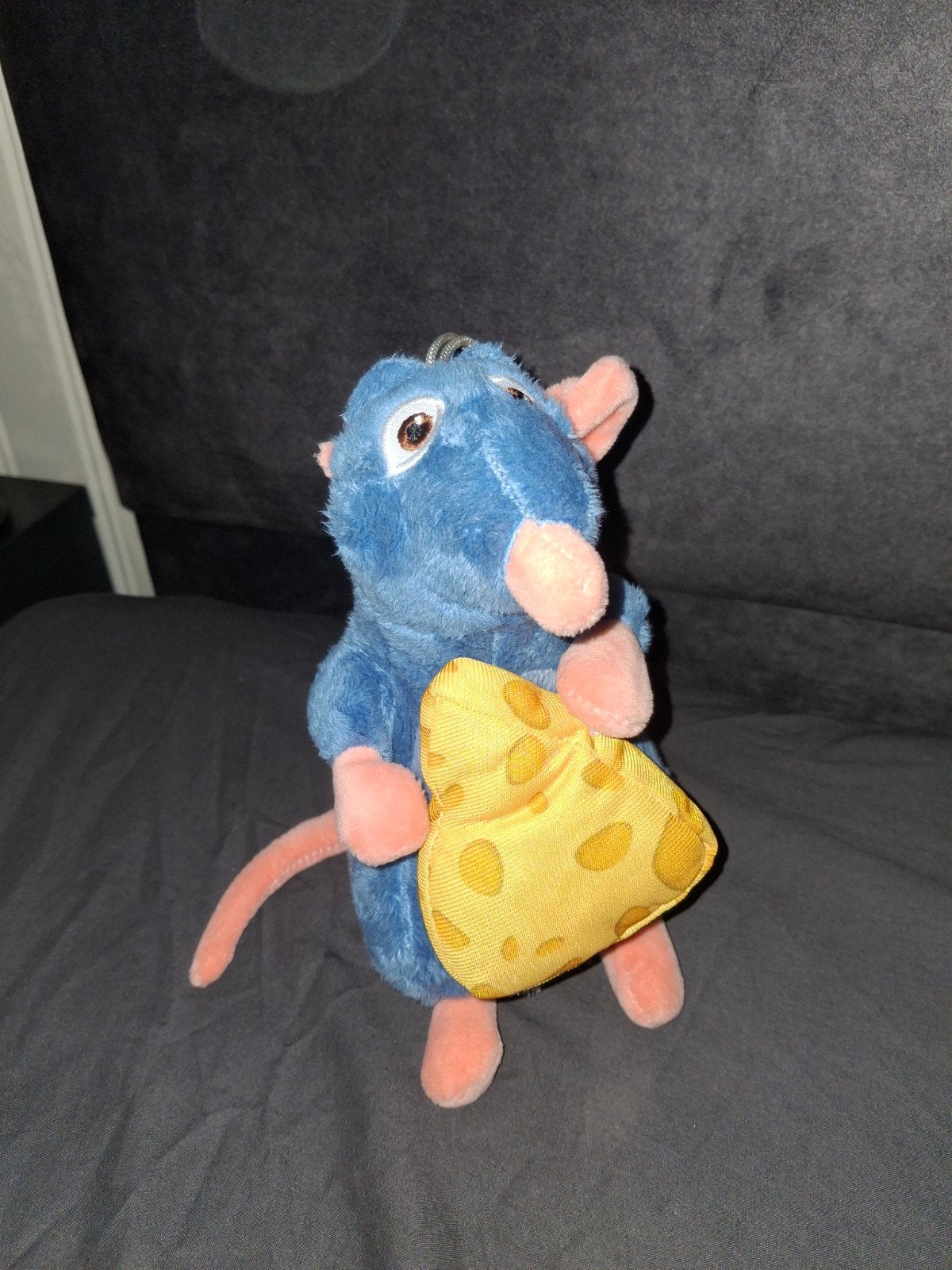 Ratatouille knuffel - Remy de rat met kaas, Kinderen en Baby's, Speelgoed | Knuffels en Pluche, Muis, Disney, Disney, Blauw