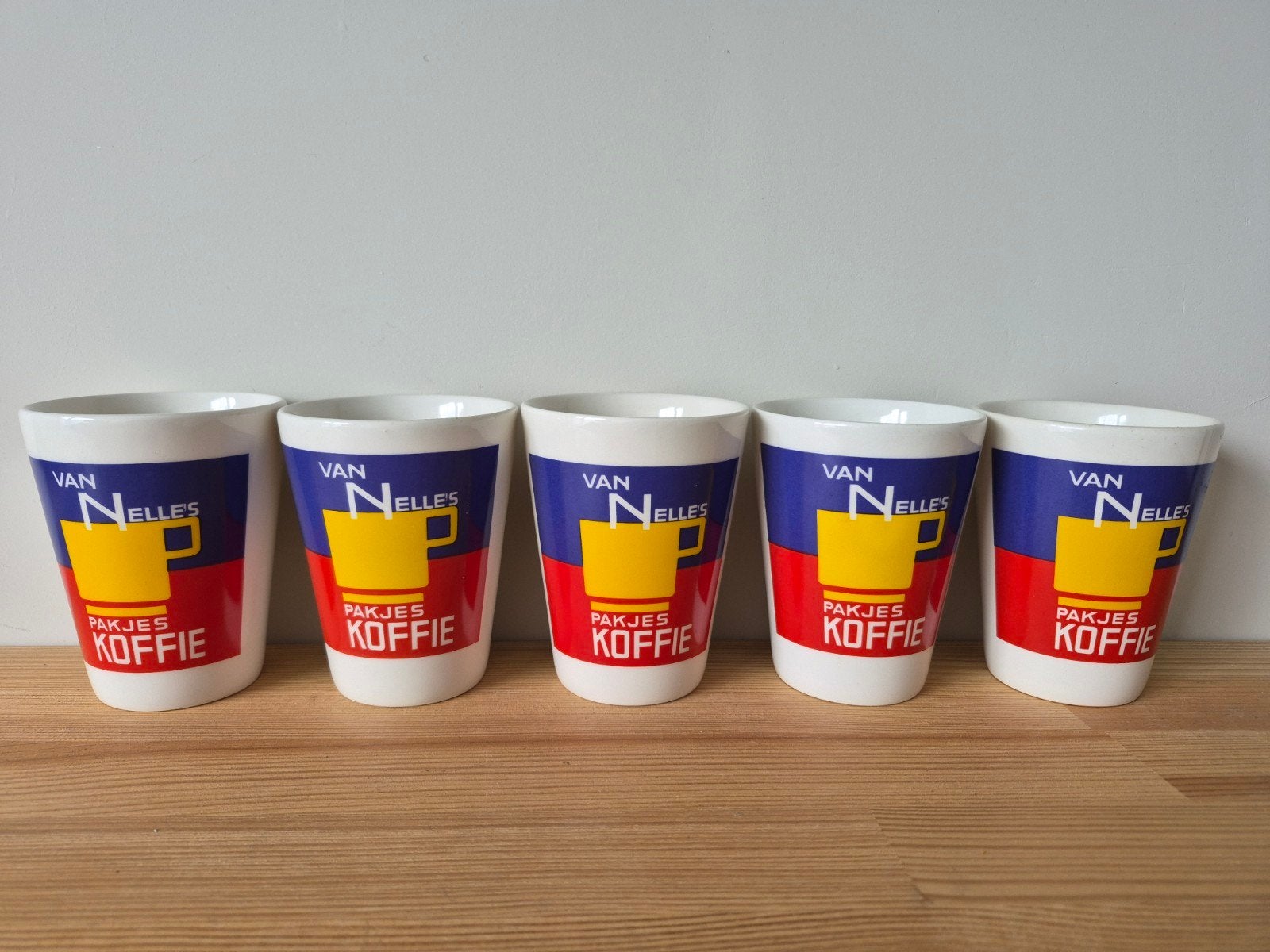 Set van 5 Vintage Van Nelle's Pakjes Koffie Bekers, Overige merken, Vintage, Ophalen of Verzenden, Zo goed als nieuw