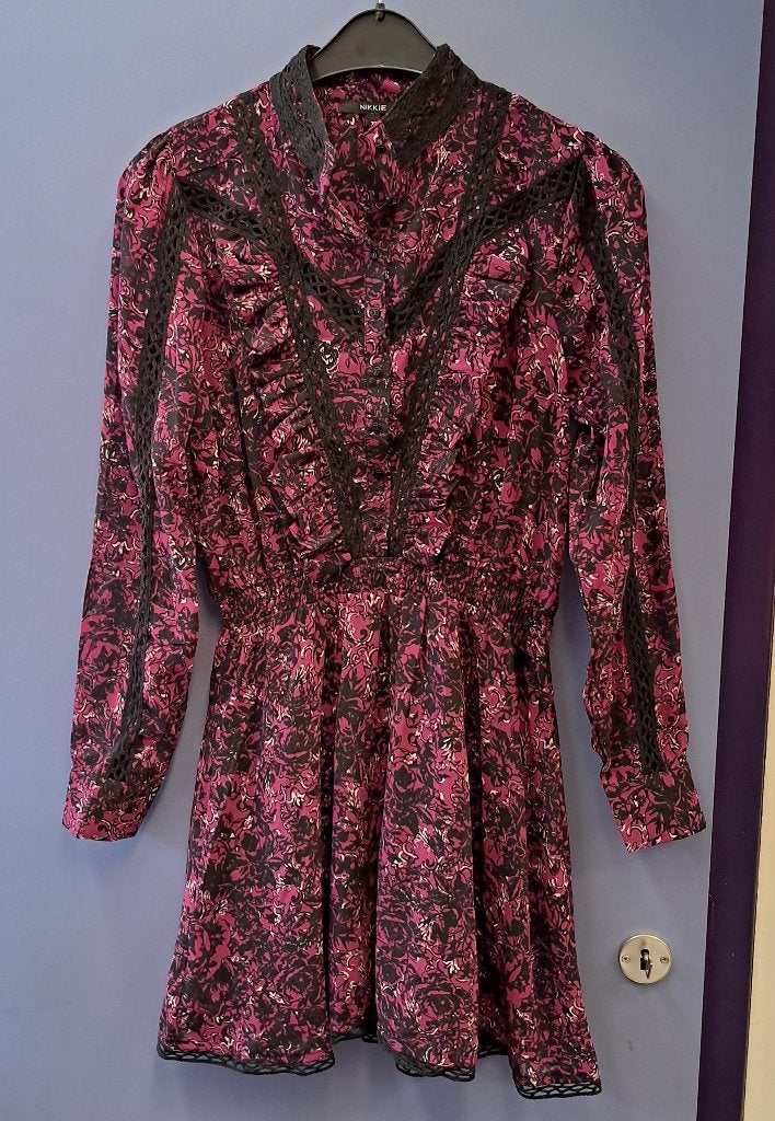 Nikkie jurk Virgy Dress Black/magenta gehaakt mt 38 46530, Maat 38/40 (M), ., Paars, Nikkie