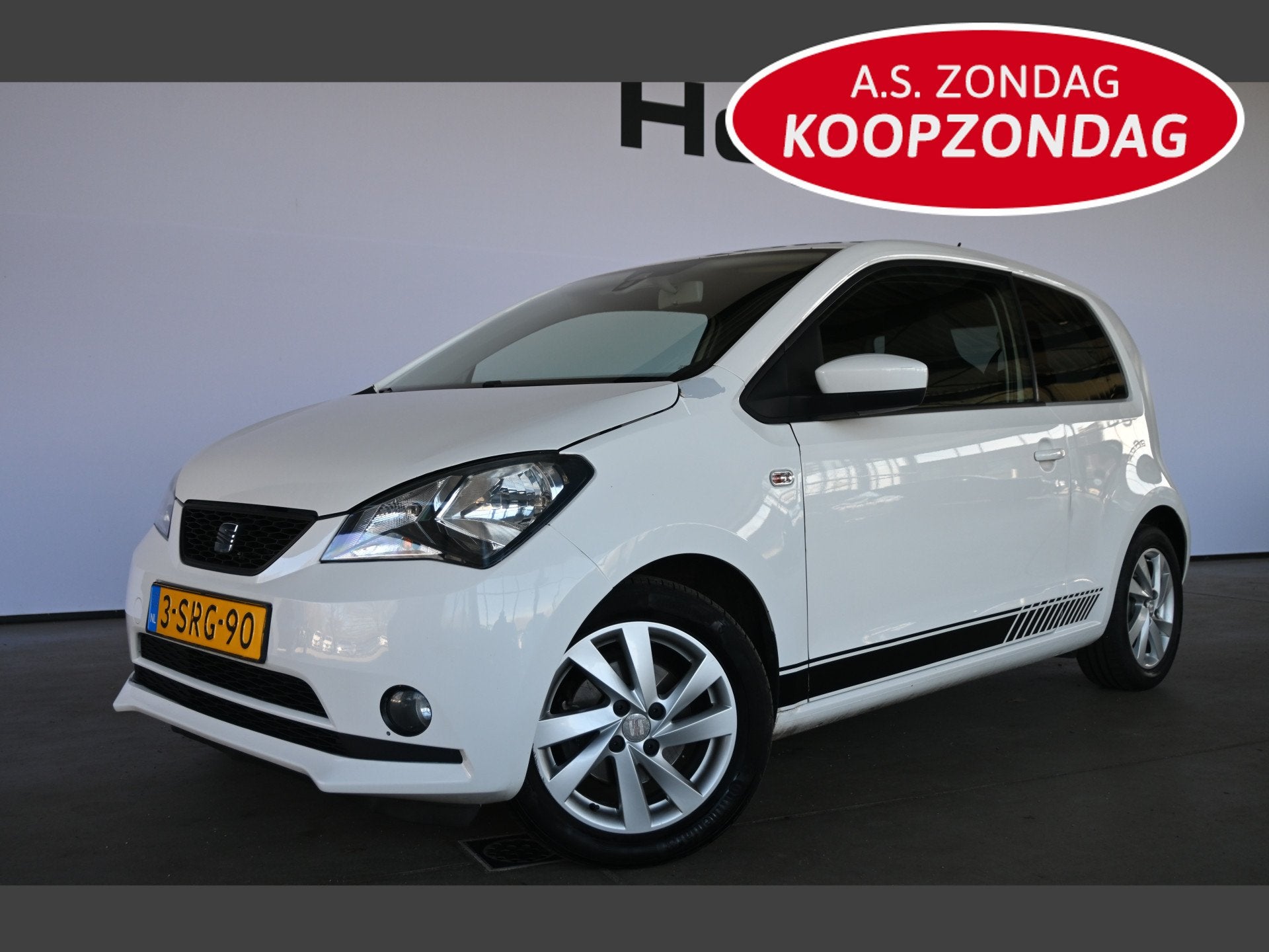 SEAT Mii 1.0 Style Sport Airco Cruise Control All in Prijs!, Voorwielaandrijving, Euro 5, Stof, Gebruikt