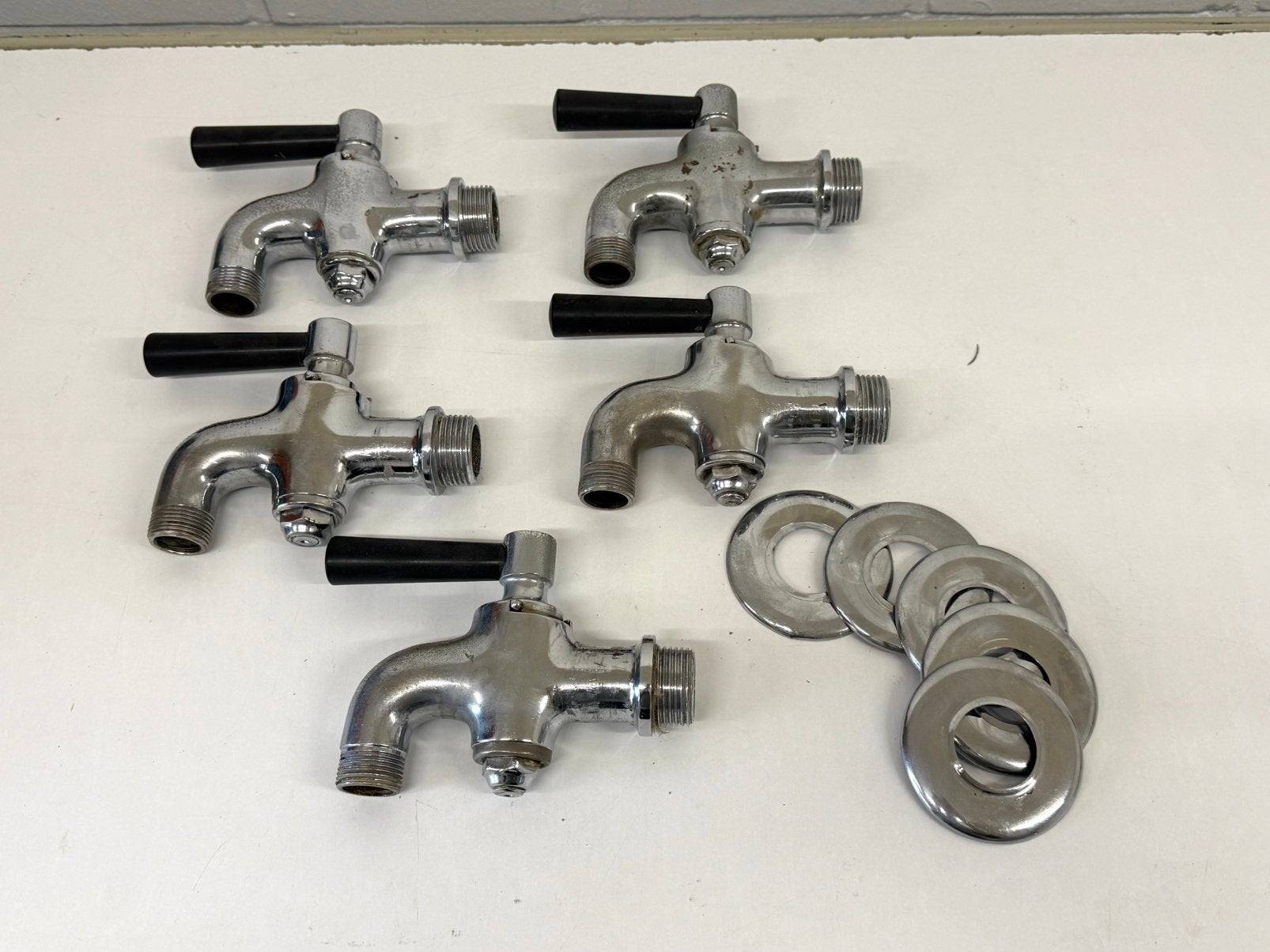 5 x oude bronzen tap vloeistof kraan kranen, Ophalen of Verzenden