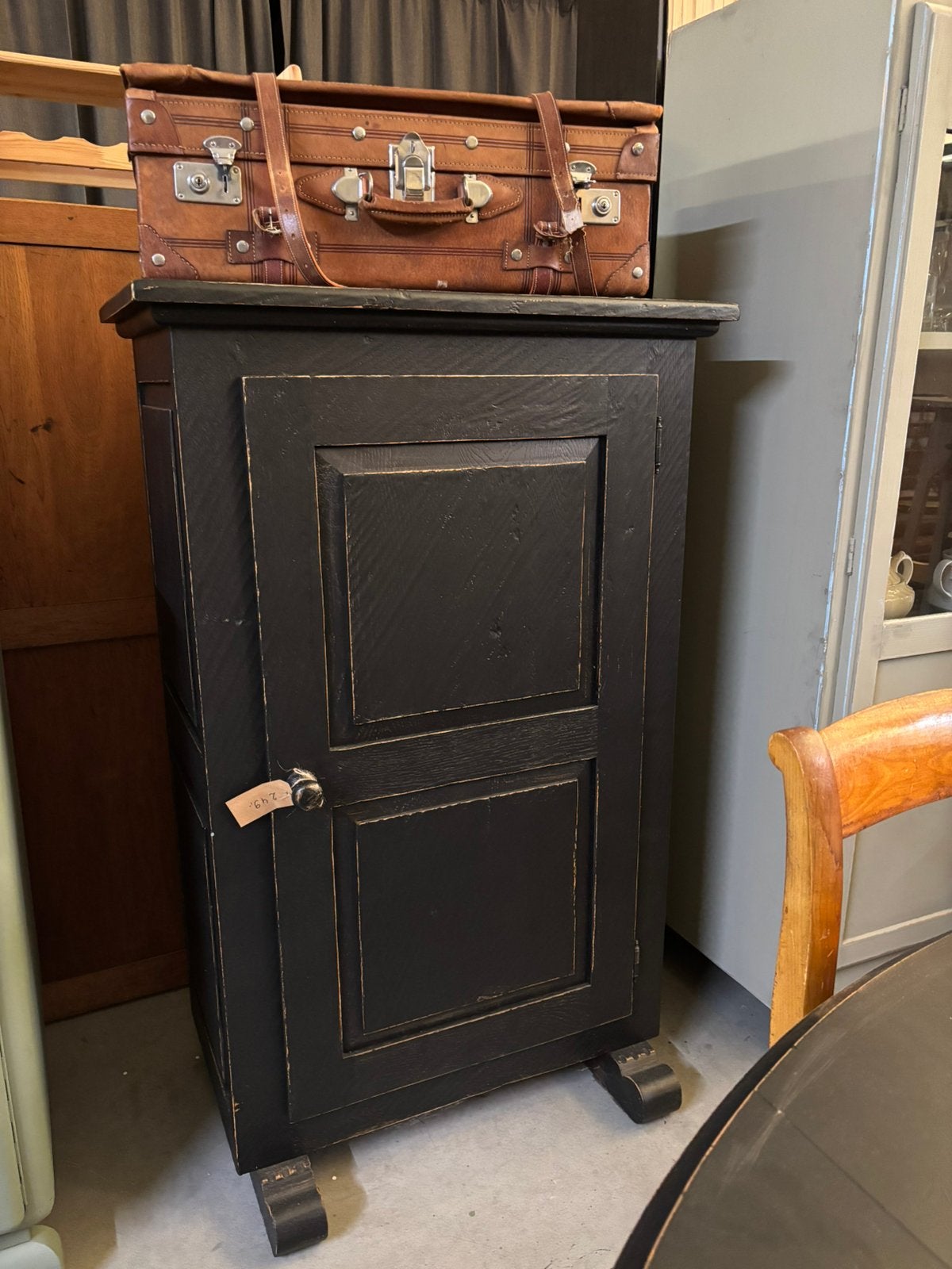 Brocante eendeurskast / meidenkast / buffetkast, Huis en Inrichting, Studio Larilo, Zo goed als nieuw, Sportstraat 6 Kerkrade