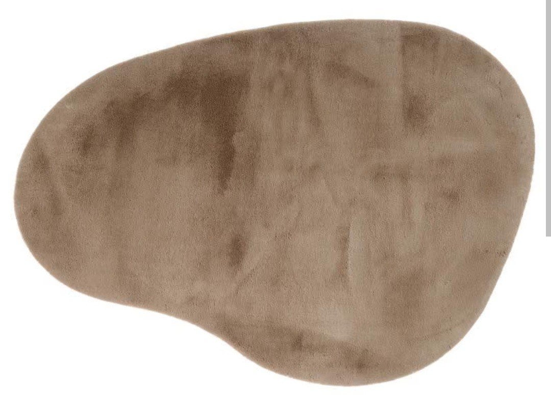 Fluffy kleed nieuw, Ophalen, Beige, 150 tot 200 cm, Rechthoekig