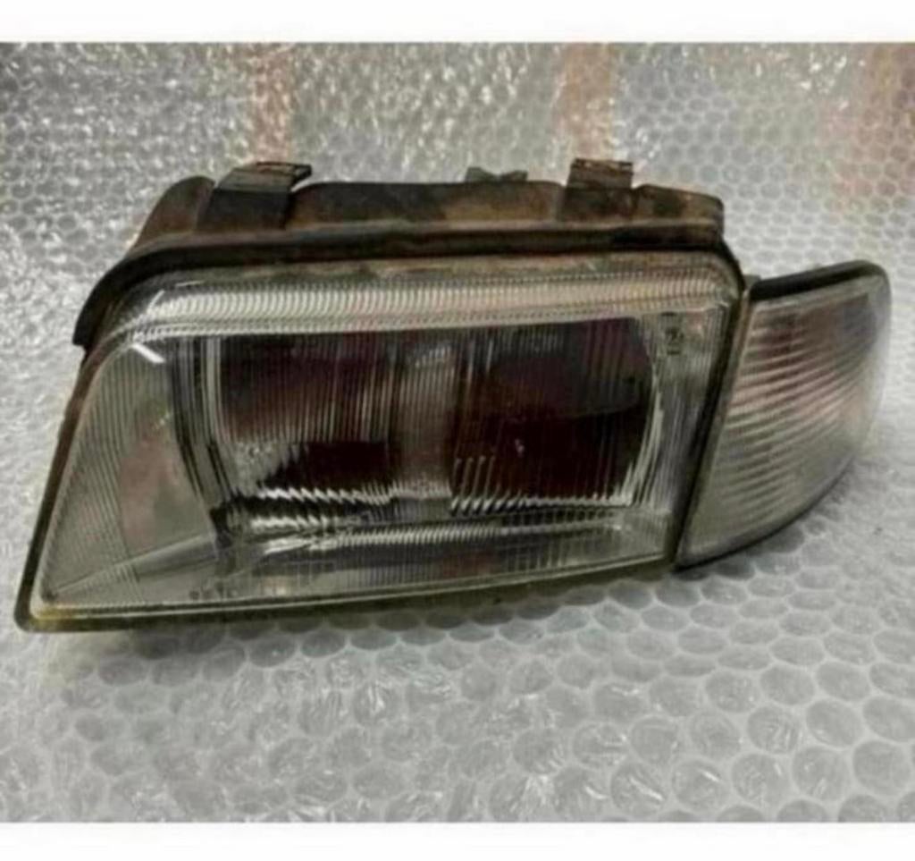 Audi A4 S4 B5 linker koplamp links 8D0941029A + knipperlicht, Gebruikt, Ophalen of Verzenden, H, H