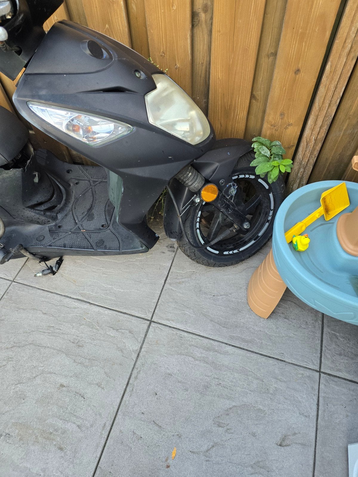 SYM scooter, opknapper of voor onderdelen, Gebruikt, Overige modellen, Maximaal 45 km/u, Ophalen of Verzenden