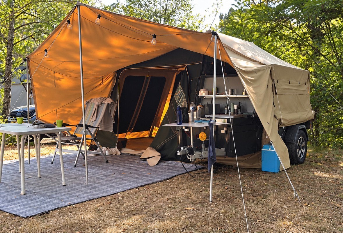Zambezi River Lodge, zeer compleet, uitzonderlijk staat, Ophalen