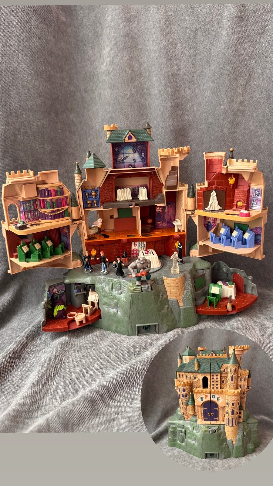 Harry Potter Hogwarts Kasteel 2001 Mattel 50703 Compleet, Ophalen of Verzenden, Zo goed als nieuw, Actiefiguurtje