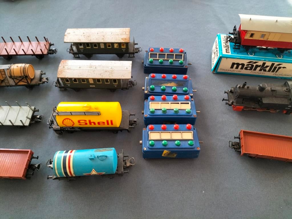 Märklin Treinwagons en Locomotief - Diverse Modellen, Ophalen of Verzenden, Gebruikt, Wisselstroom, Märklin