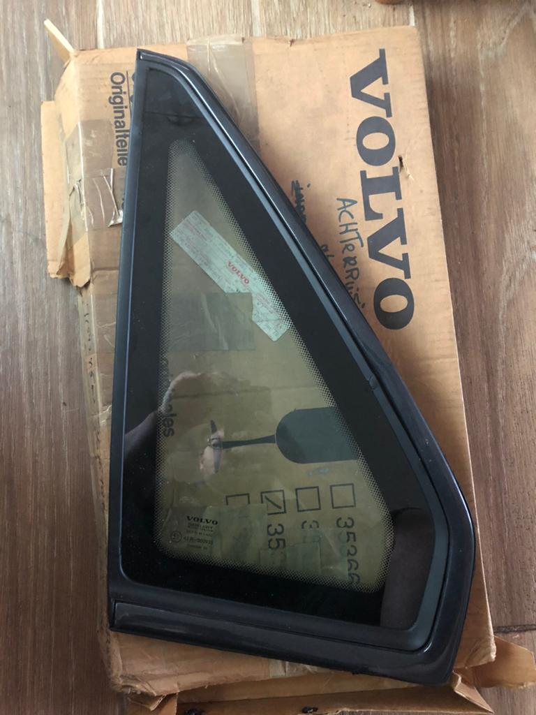 NOS Volvo ruit, Ophalen of Verzenden, Nieuw, Volvo