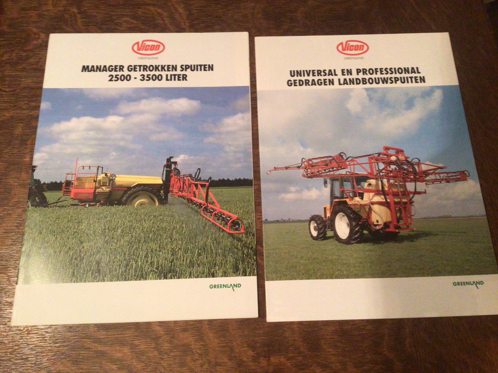 Vicon Manager & Universal/Professional Spuiten Folders, Boeken, Ophalen of Verzenden, Zo goed als nieuw, Folder