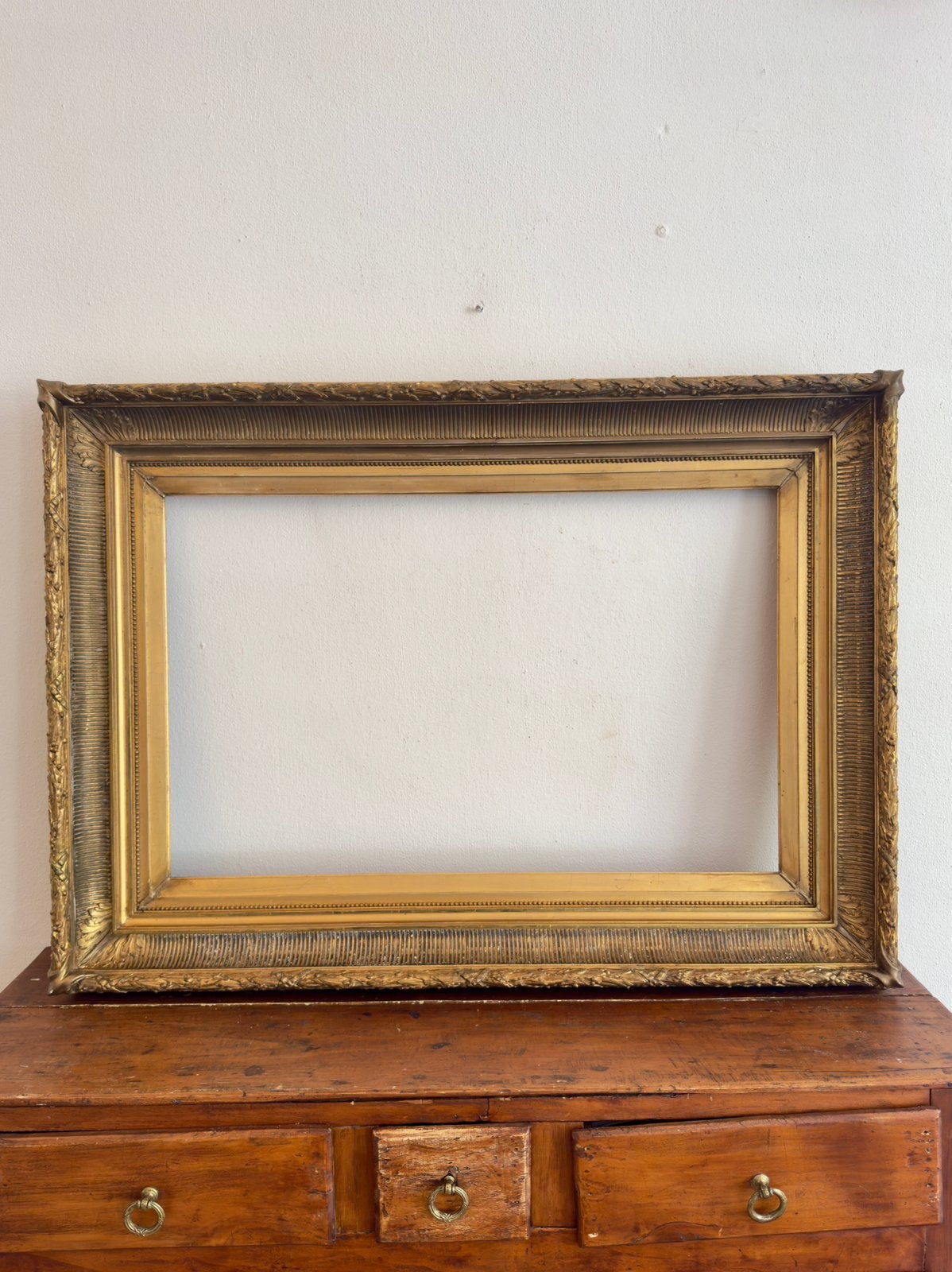 Grote antieke schilderij lijst 81x51, Ophalen, Schilderijlijst, Zo goed als nieuw, Goud