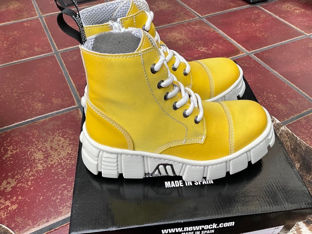 New rock schoenen kleur geel unisex Maat 38, Kleding | Dames, Schoenen, New rock schoenen kleur geel unisex Maat 38, Geel, Nieuw