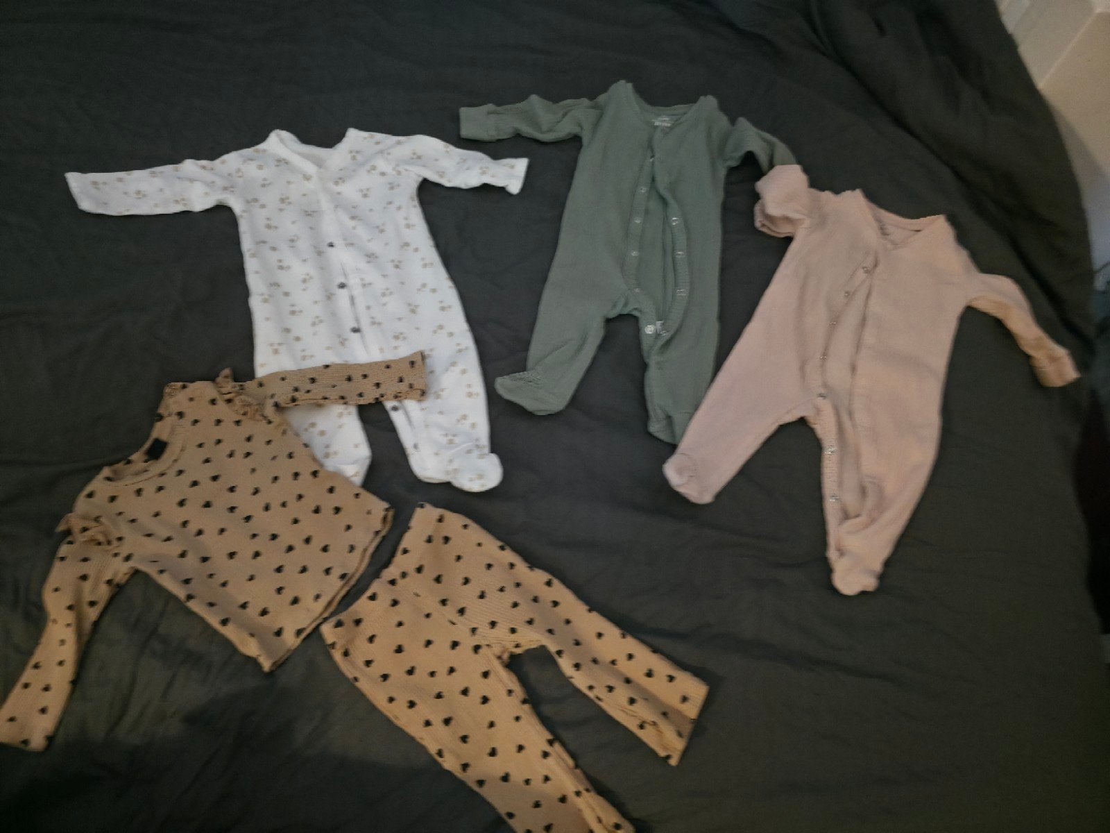 5 tassen meisjes babykleding maat 50/56 + spenen en flessen, Ophalen of Verzenden, Zo goed als nieuw, Meisje