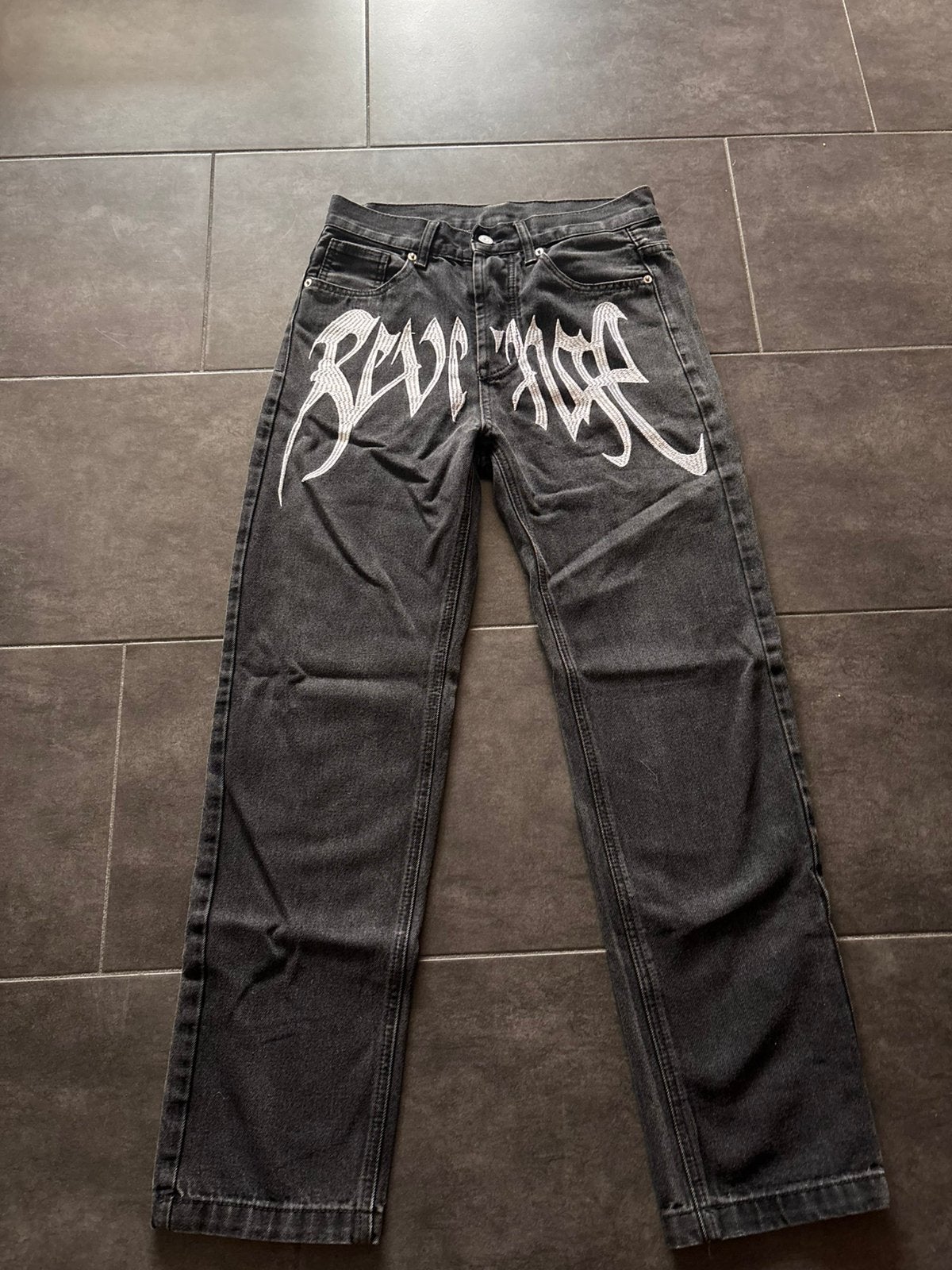 Revenge jeans baggy zwart, Verzenden, Zo goed als nieuw, Zwart